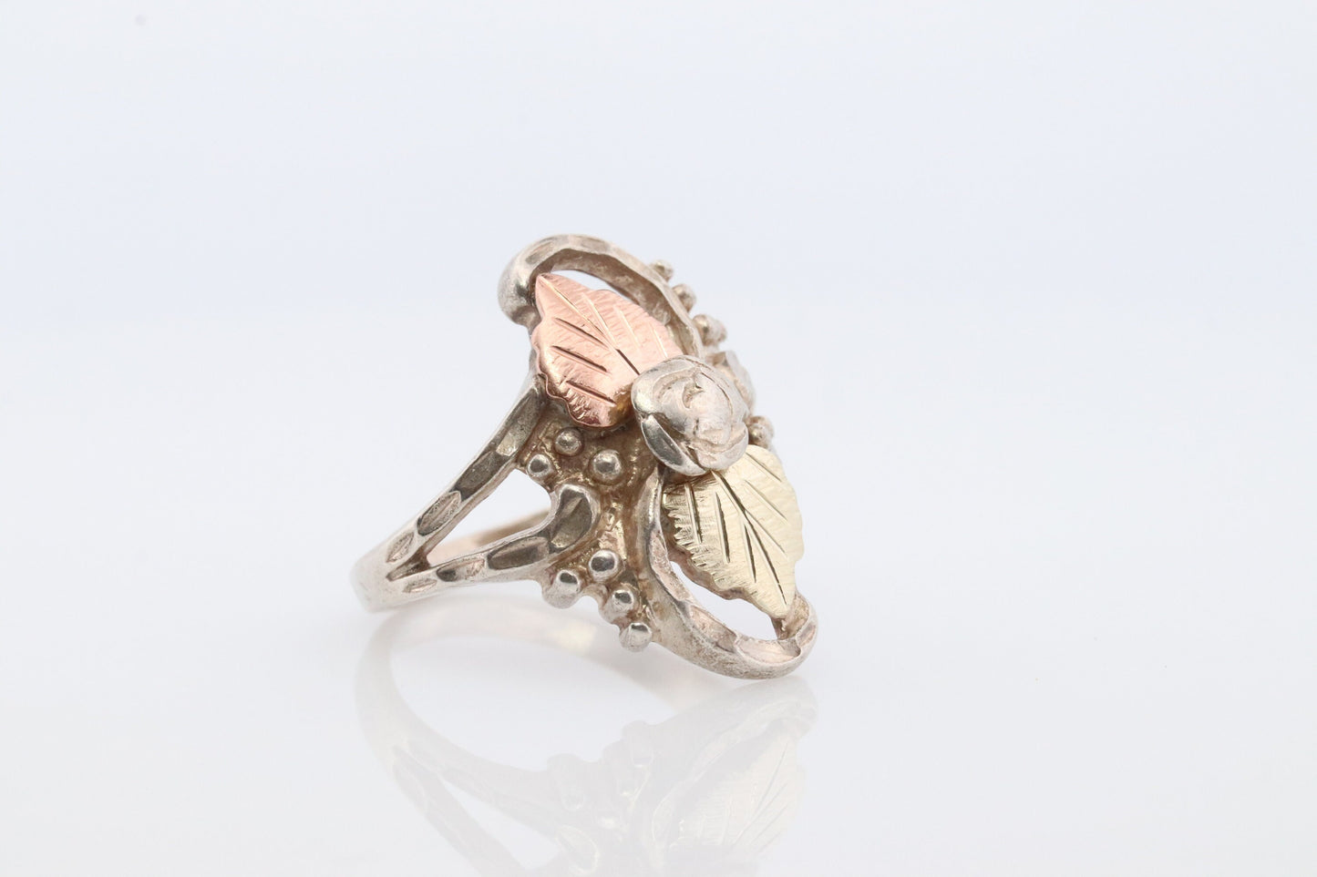 Black Hills Gold Sterling Silver Band. 12k Black Hills Gold Inlays ring. Large Heavy Ring.