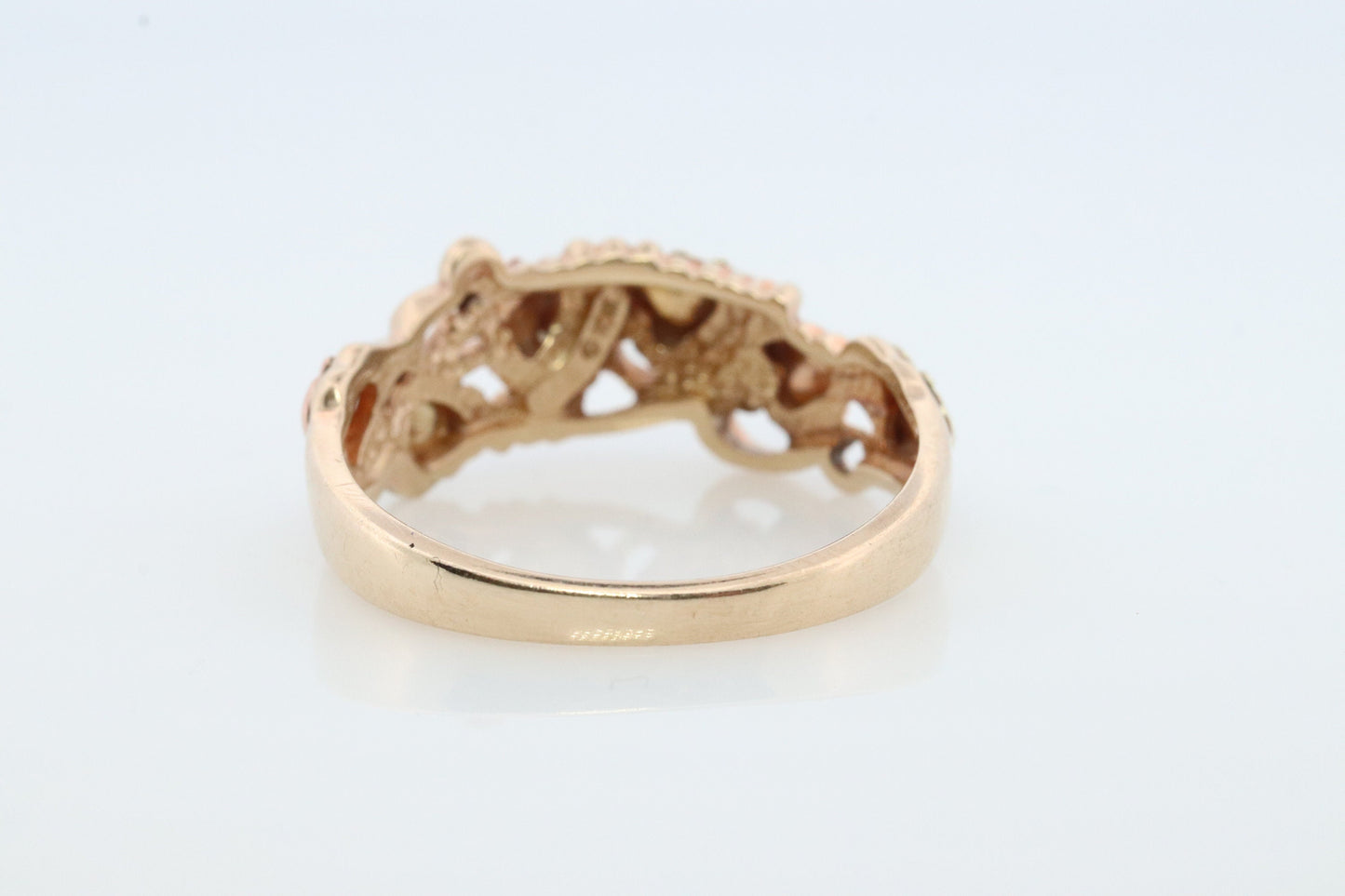 Black Hills Gold Ring. 10k Black Hills Gold wedding band. Vintage Black Hills gold. size 10