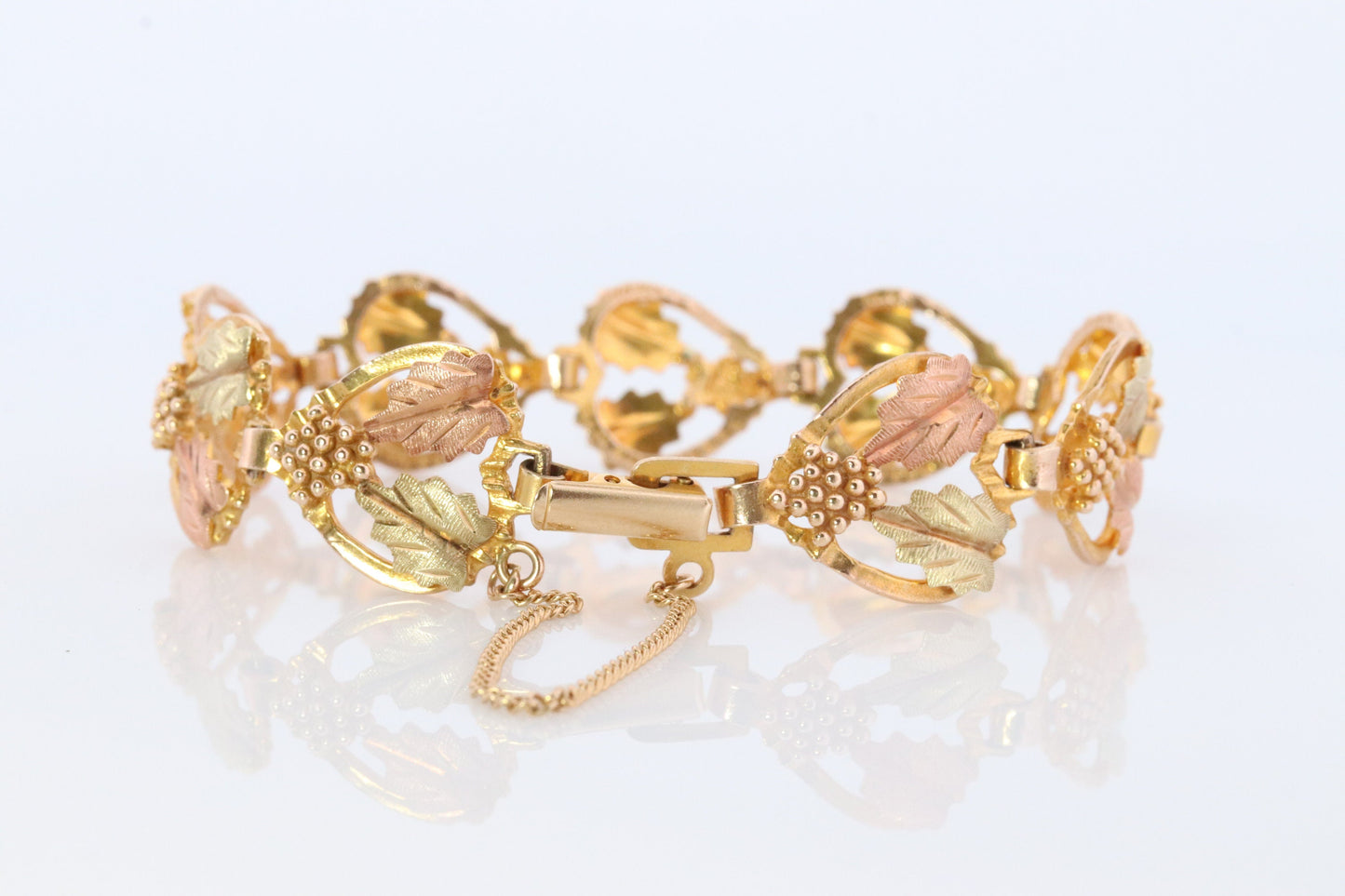 Black Hills Gold Bracelet. 10k Multi-Tone Black Hills Gold Bracelet. Heavy 10k 12k Grape Leaf Bracelet.