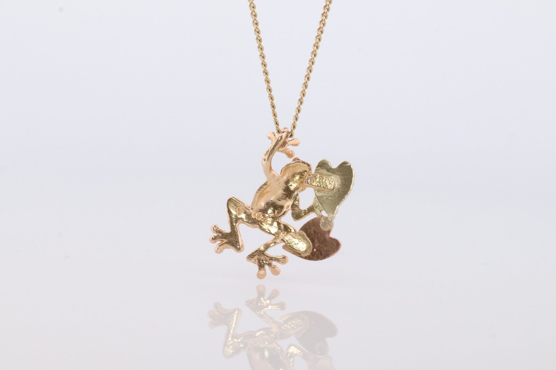 Black Hills Gold Pendant. Black Hills Gold FROG pendant