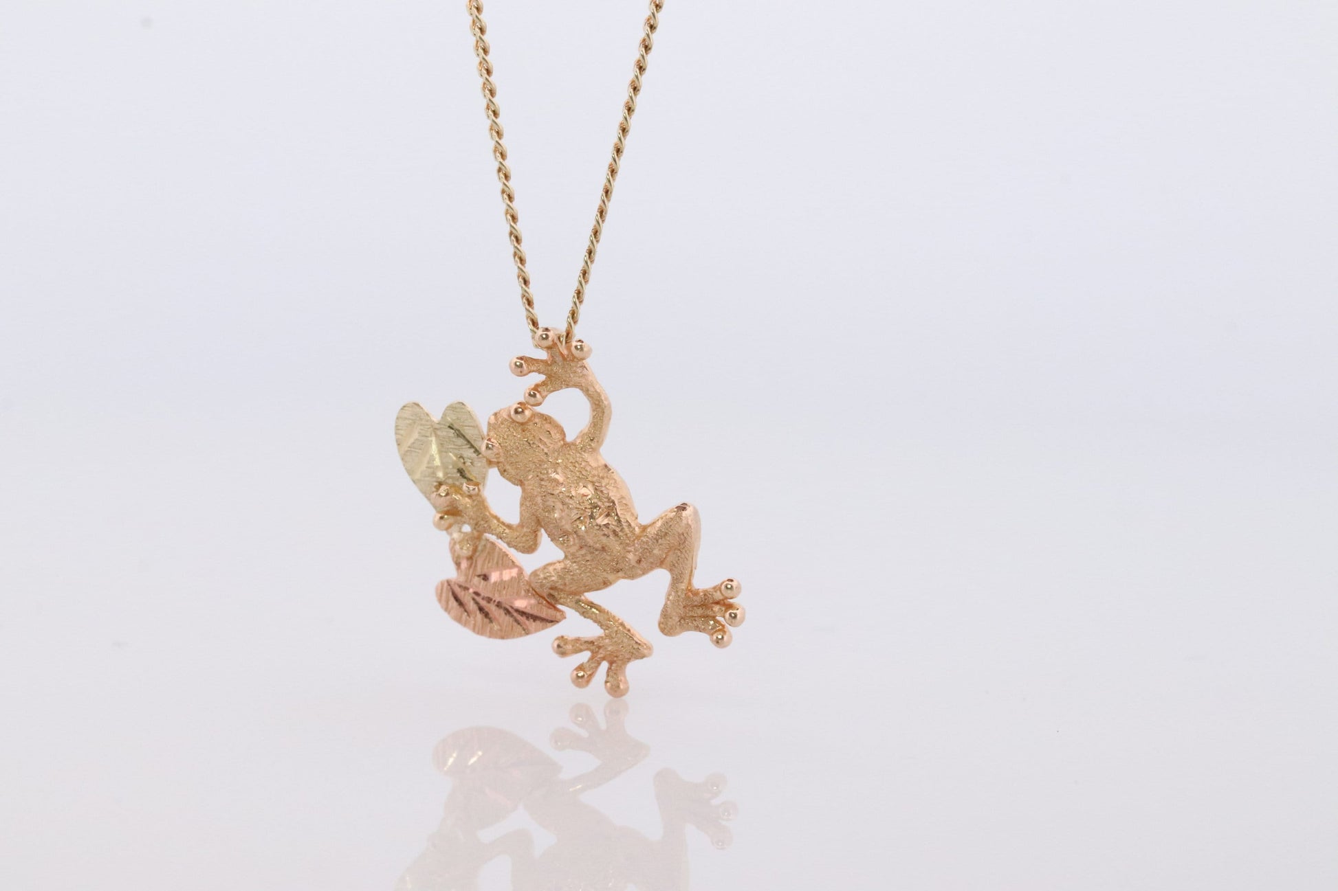 Black Hills Gold Pendant. Black Hills Gold FROG pendant