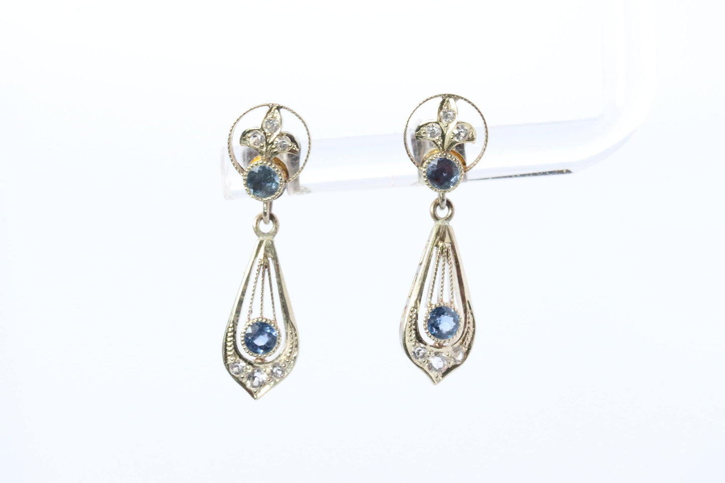 Antique 14k Blue Sapphire Dangle earrings. Blue Sapphire Princess Earrings. 14k Chandelier Earrings. Lavalier