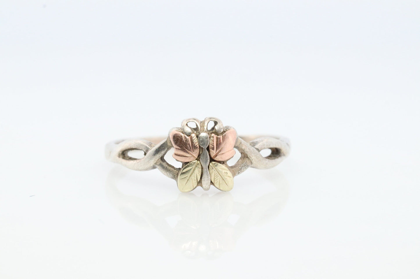 Black Hills Gold ring. BUTTERFLY 925 Sterling Silver and 10k Black Hills Gold inlay band. Butterfly Multi-tone gold.
