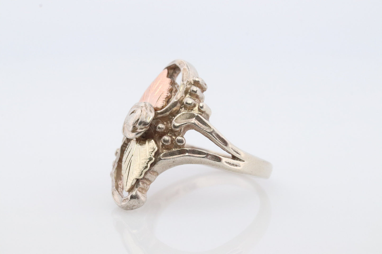 Black Hills Gold Sterling Silver Band. 12k Black Hills Gold Inlays ring. Large Heavy Ring.
