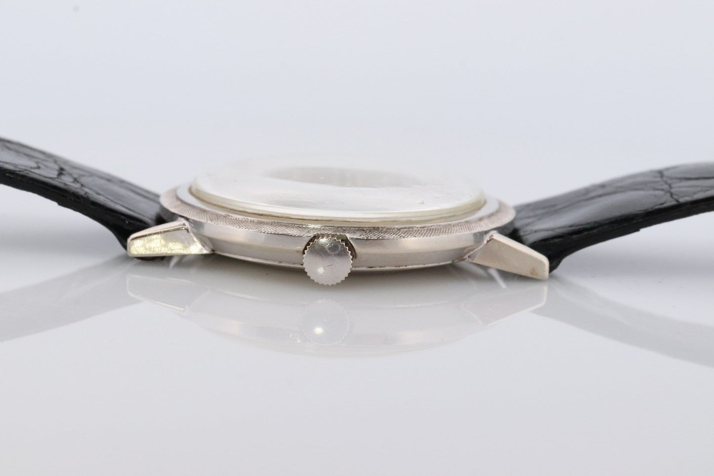 LONGINES WATCH. 14k Longines Diamond Mens Watch with 13 diamond Face. 1950s-1960s Manual Watch.
