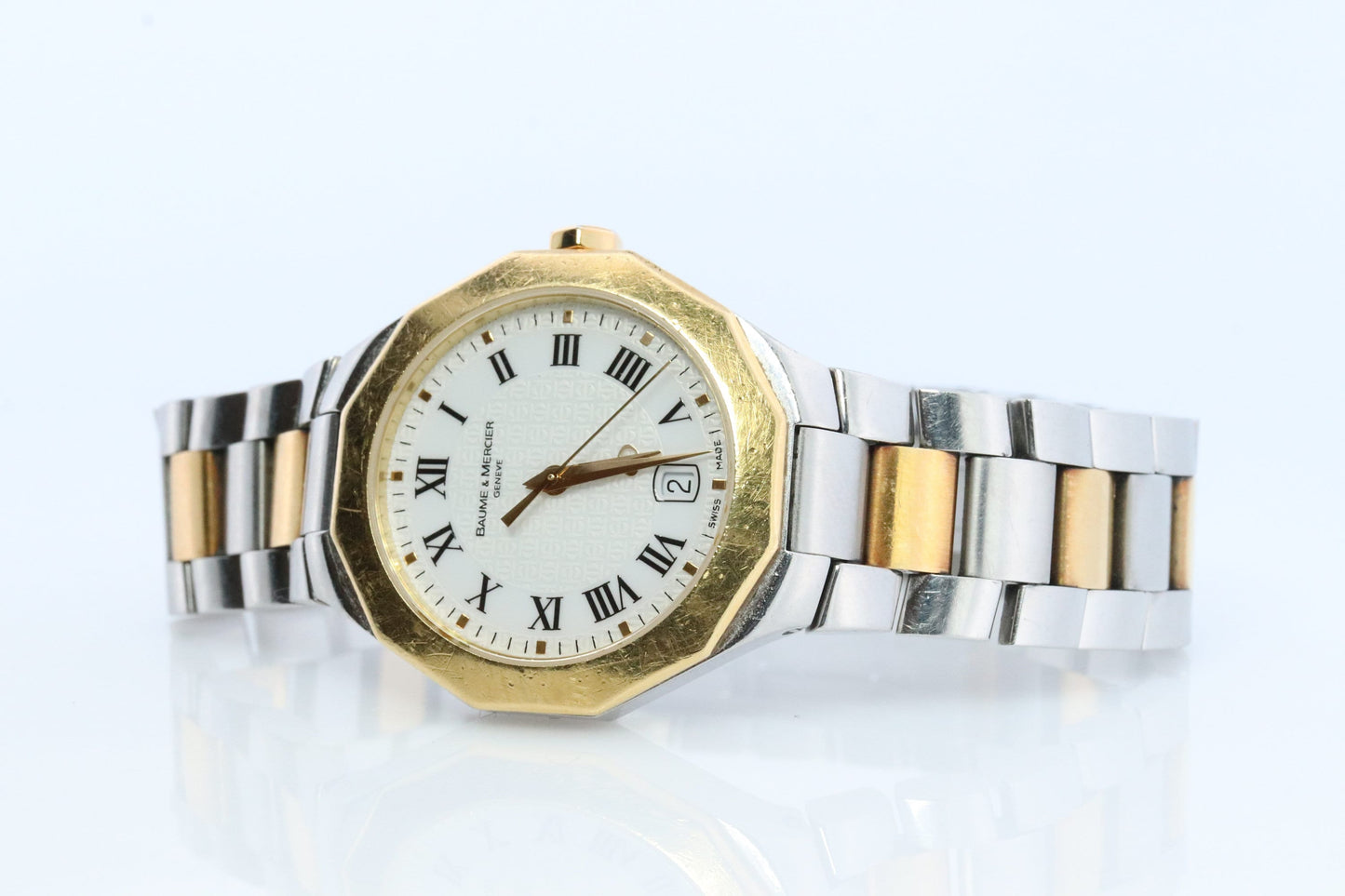 Vintage Baume and Mercier watch. Baume Mercier 65473 Riviera 18k Yellow Gold Stainless Steel. Two Tone Color Date watch