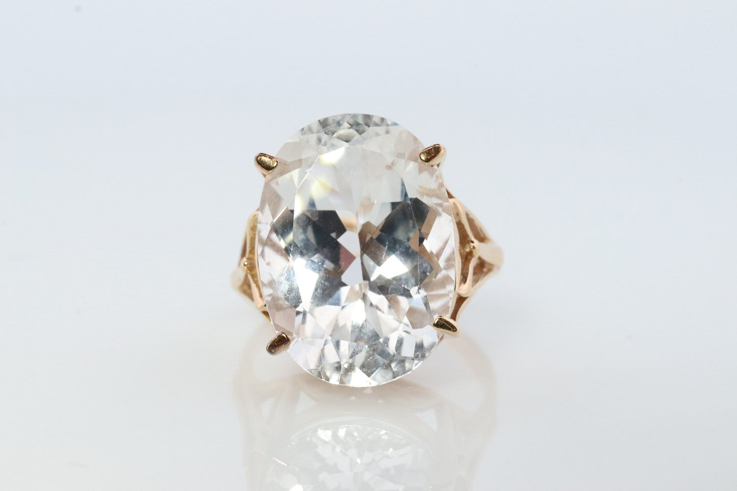 10k Gold LARGE White Topaz ring. Clyde Duneier CID Oval Topaz Solitaire. Huge Topaz Ring.