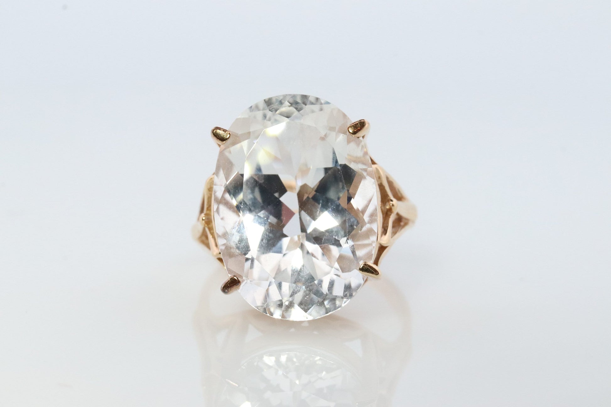 10k Gold LARGE White Topaz ring. Clyde Duneier CID Oval Topaz Solitaire. Huge Topaz Ring.