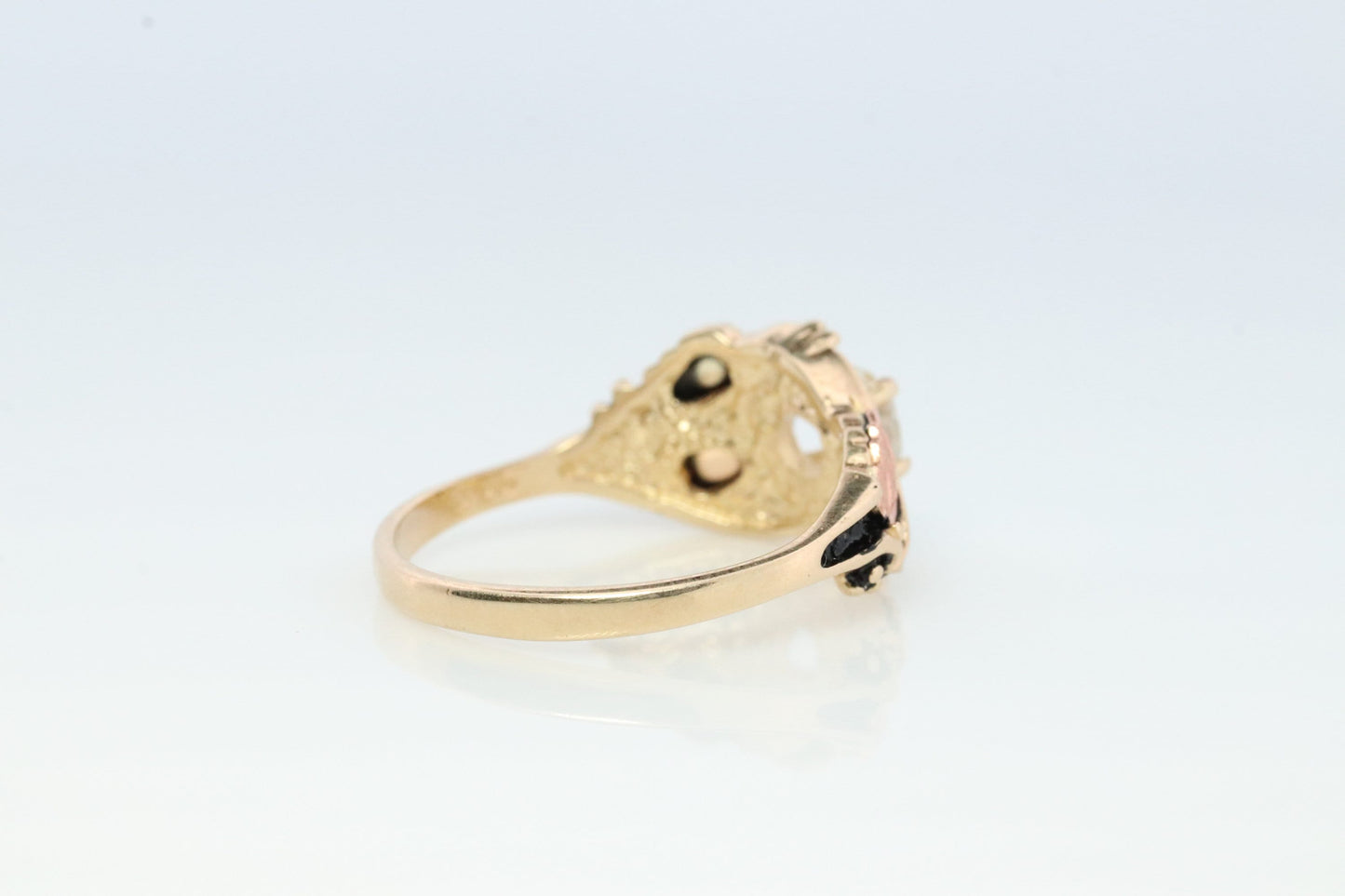 Black Hills Gold Vintage Diamond Ring. 1/2ct Diamond Solitaire Ring. 10k Multi-Tone Gold. Large Diamond Black Hills Gold Design