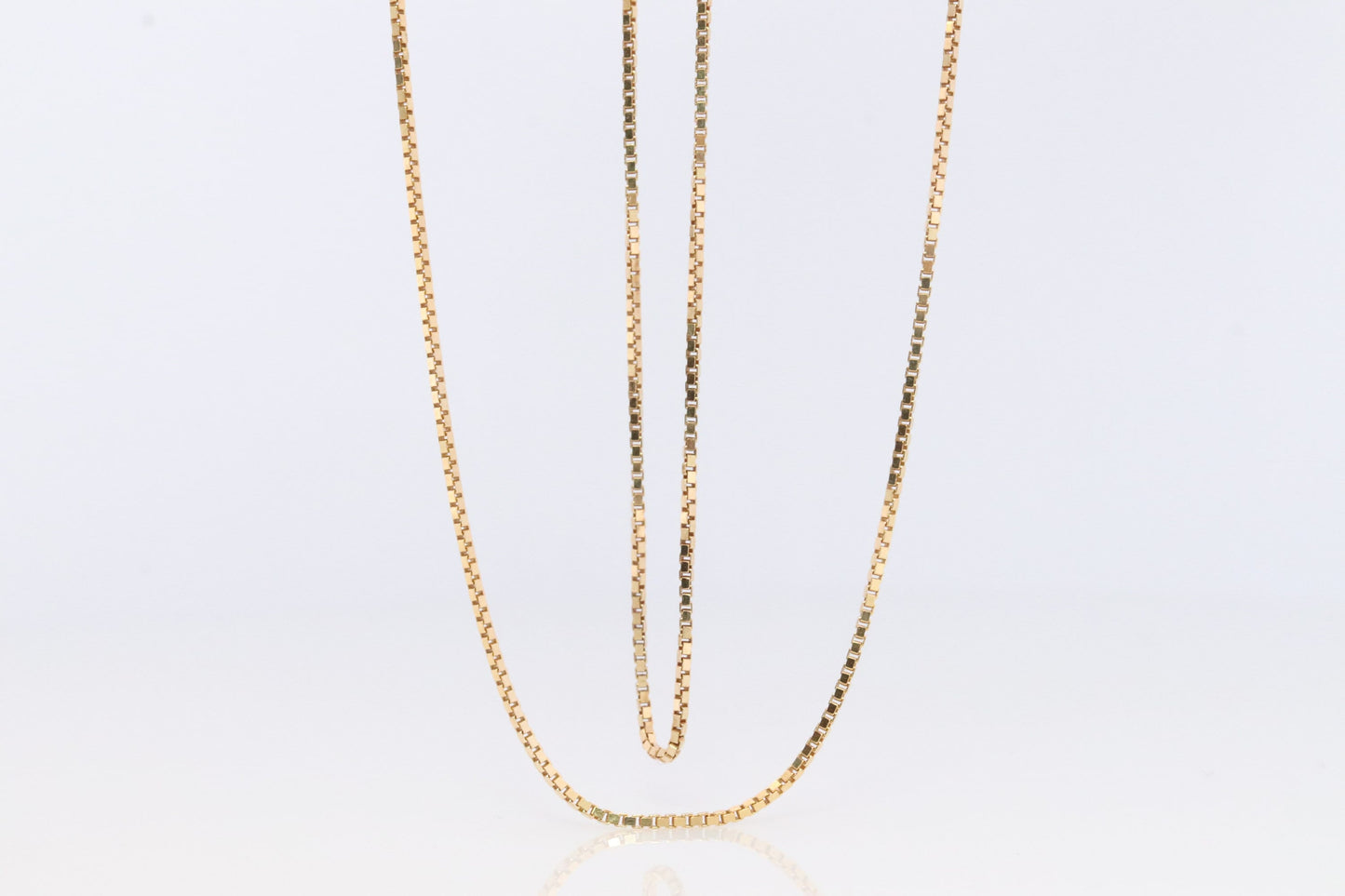14k dainty Box chain necklace. 14k GOLD Box Chain necklace. 20in 2.3grams 1mm wide