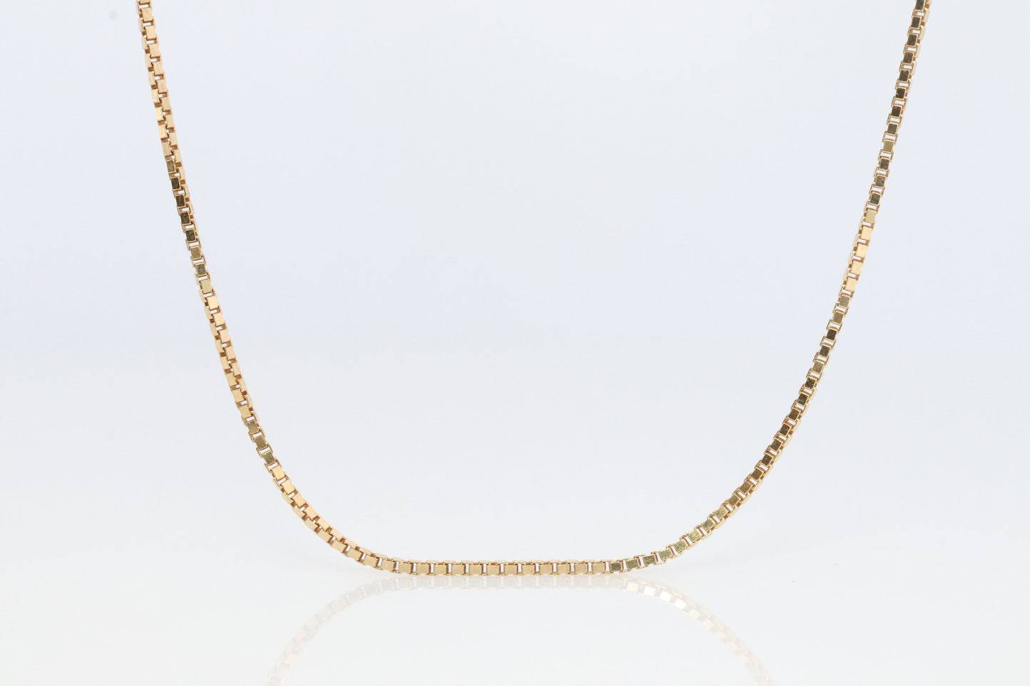 14k dainty Box chain necklace. 14k GOLD Box Chain necklace. 20in 2.3grams 1mm wide