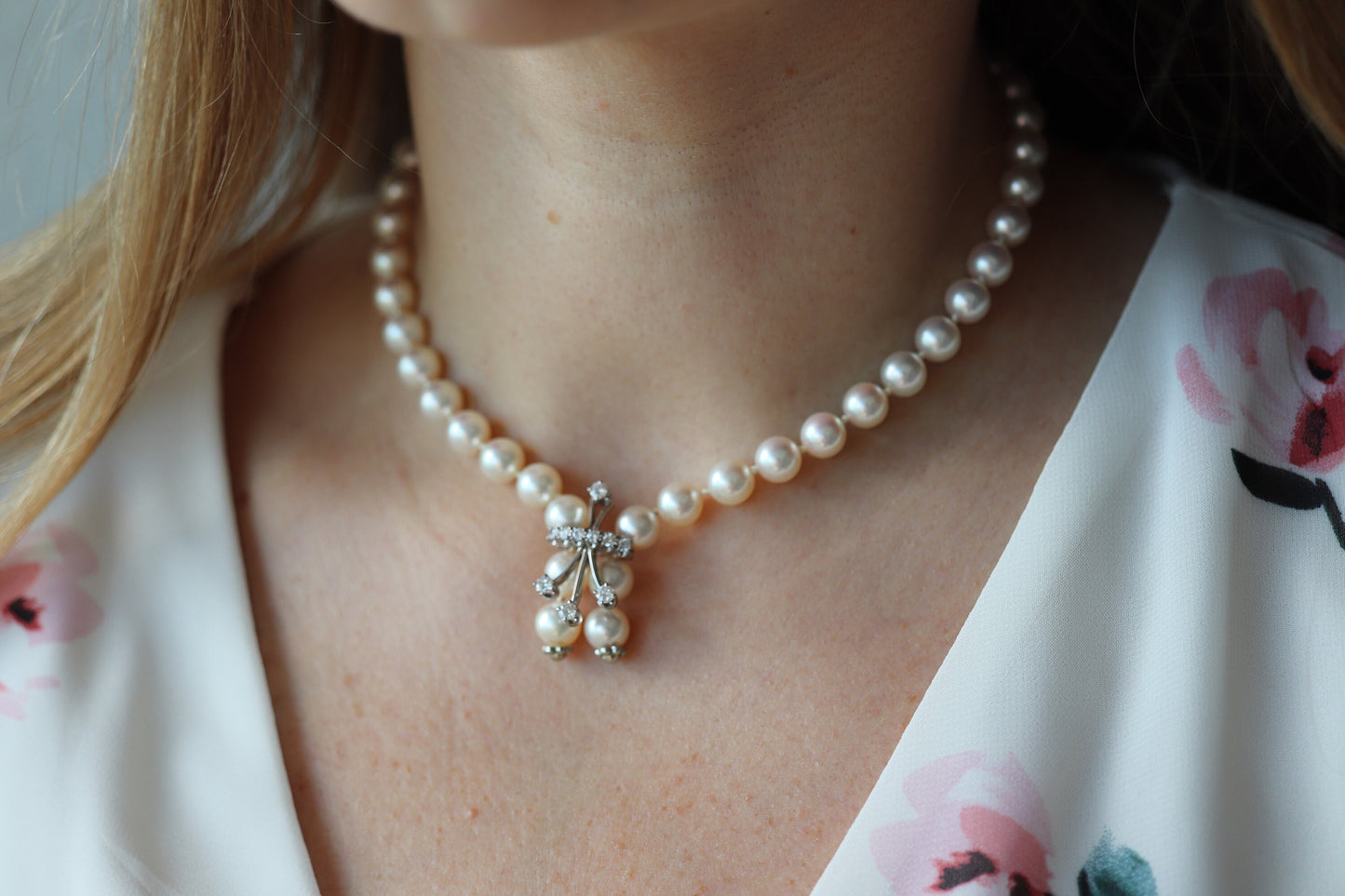 JABEL Diamond 18k White Gold Pearl Necklace. 8mm Pearls 15inch Bypass Chocker Necklace.