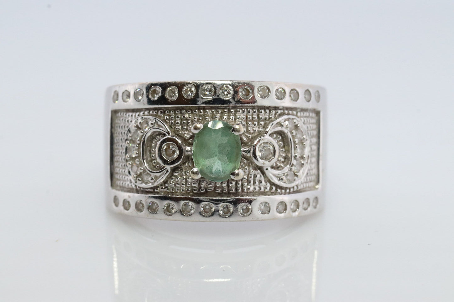 Le Vian Teal Sapphire and Diamond Wide Ring. 14k White gold Levian Le Vian diamond Double C Bezel set Diamonds. (265)