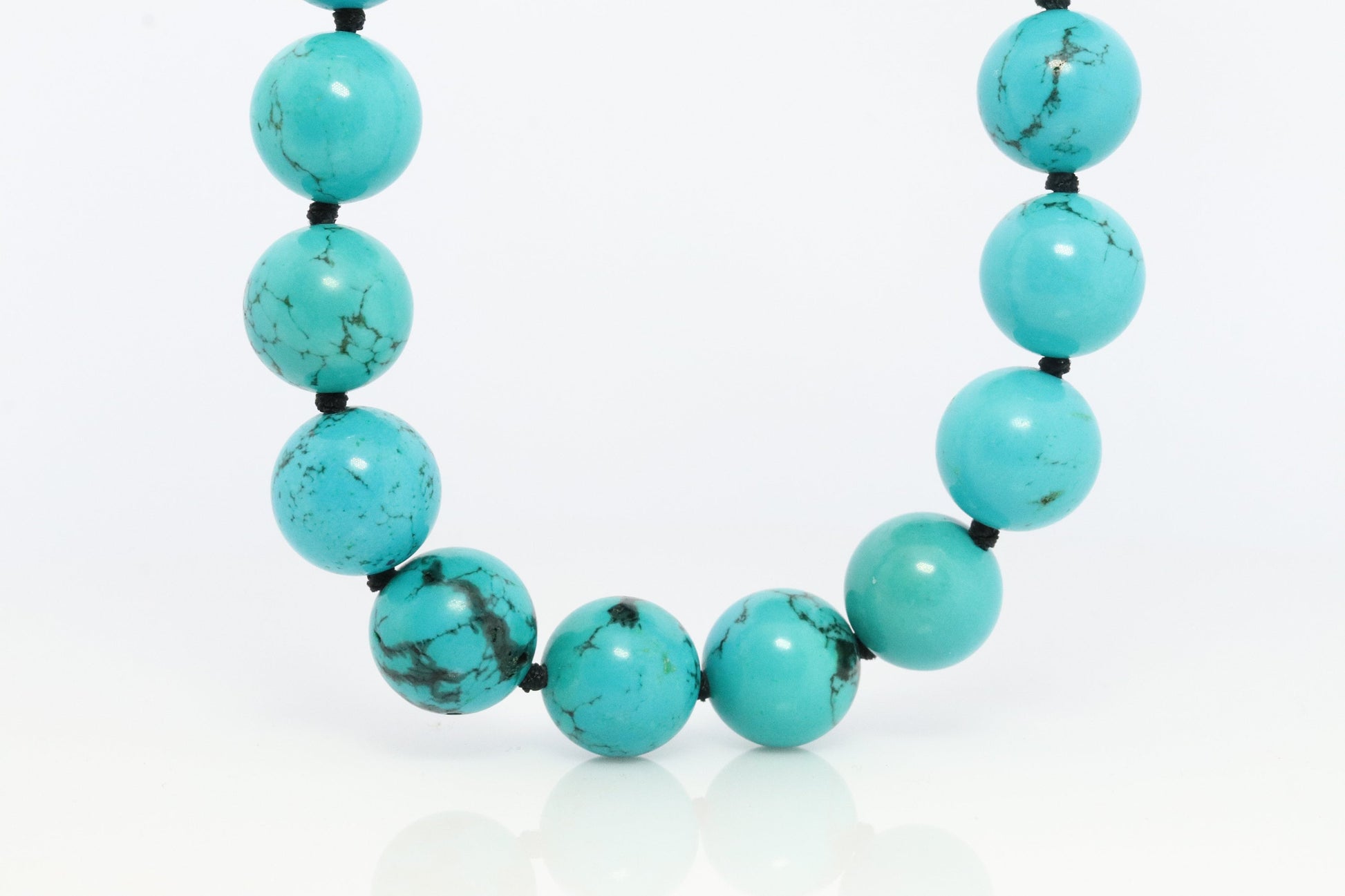 14k Genuine Turquoise Bead Necklace. Round Turquoise Knotted Beads Necklace. 18in