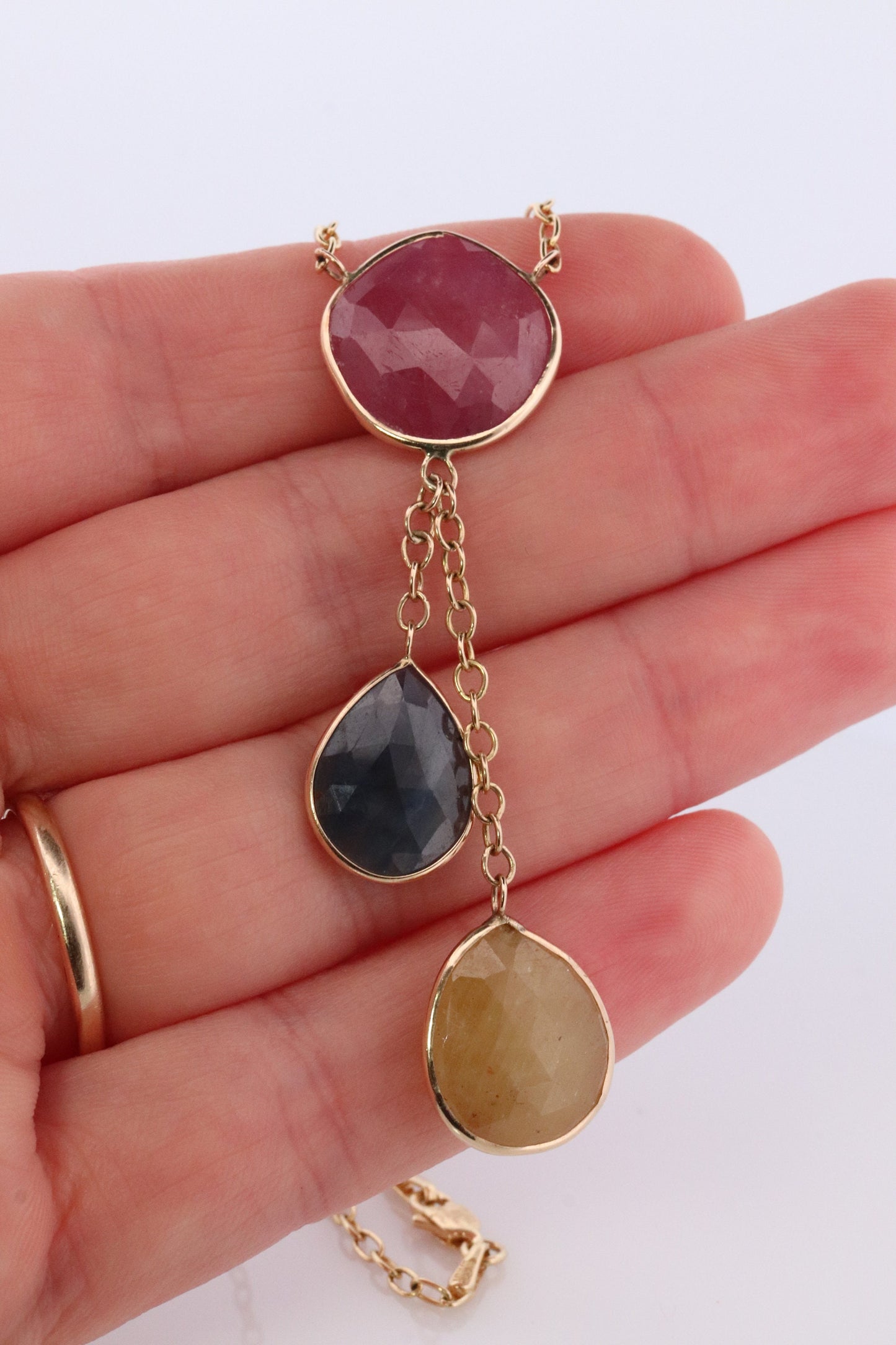 Sliced Sapphire Lariat Necklace. 14k Yellow Gold Multi-Color Sapphire Dangle Pendant Necklace. Made by Midas