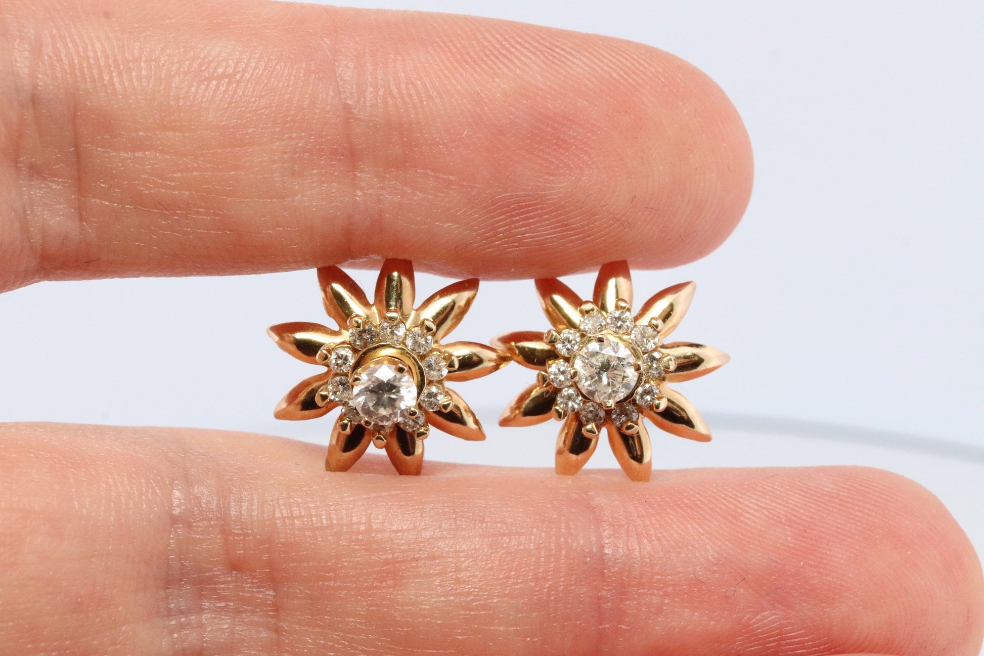 14k Diamond Flower Cluster Earrings. 1.1ctw Diamond Daisy stud earrings. Diamond Halo Layered design. Earrings jackets.