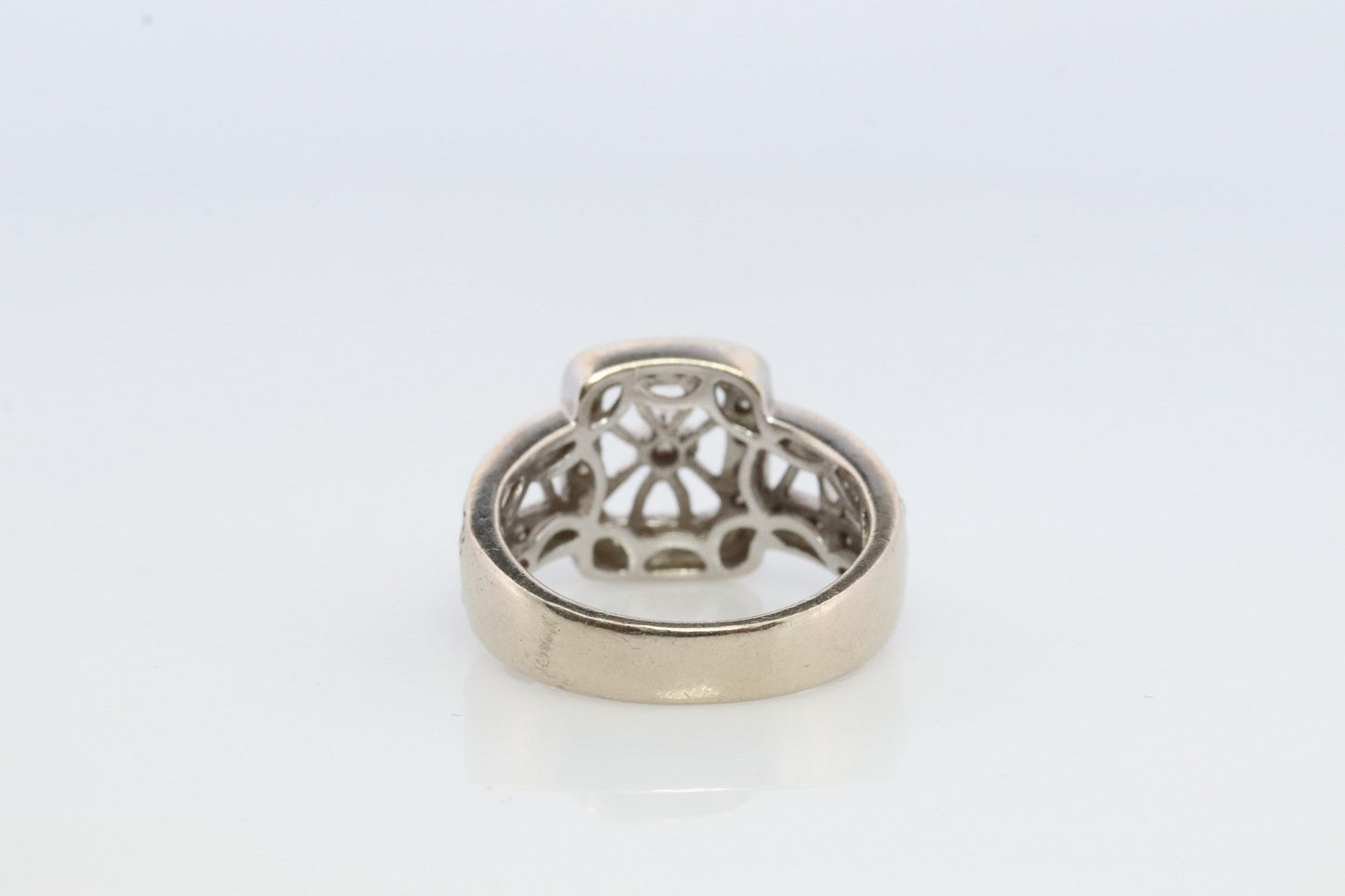 14k Filigree diamond shield ring. 14k Vintage diamond ring. Open Work Diamond ring.