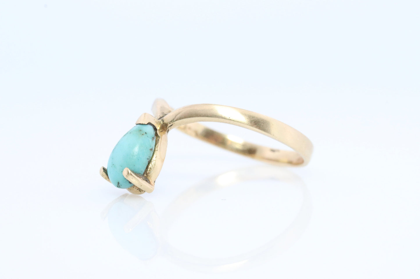 14k Drop Turquoise Cabochon stone Ring. 14k Aquamarine Turquoise Stacking Ring