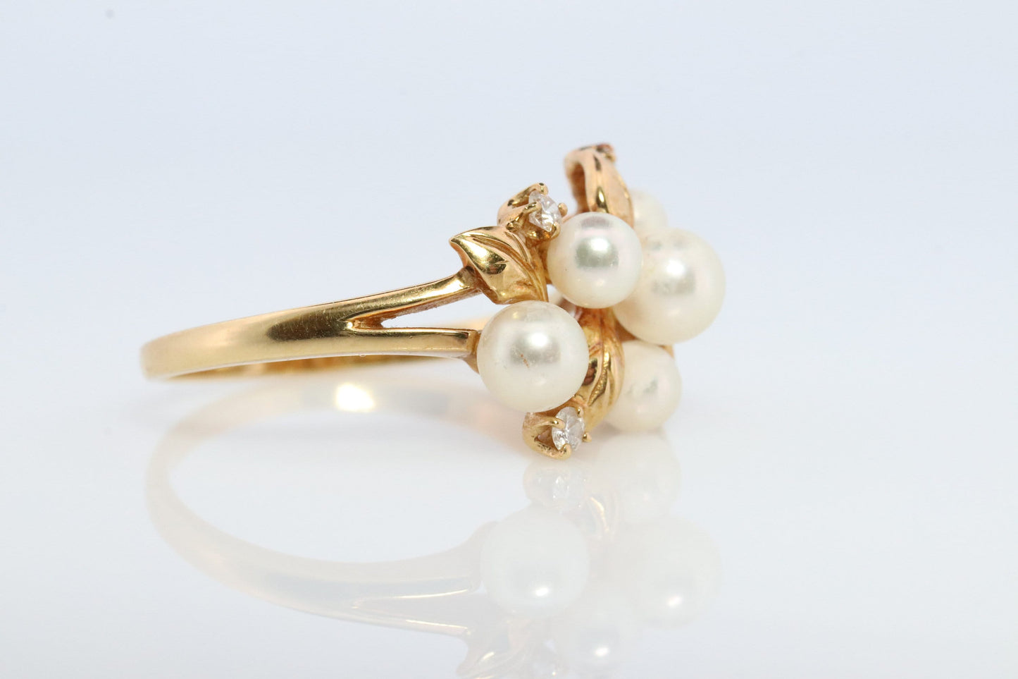 Mikimoto Ring. Vintage 18k Gold Mikimoto Pearl and Diamond Cluster. Mikimoto Pearl Grape Vine Design