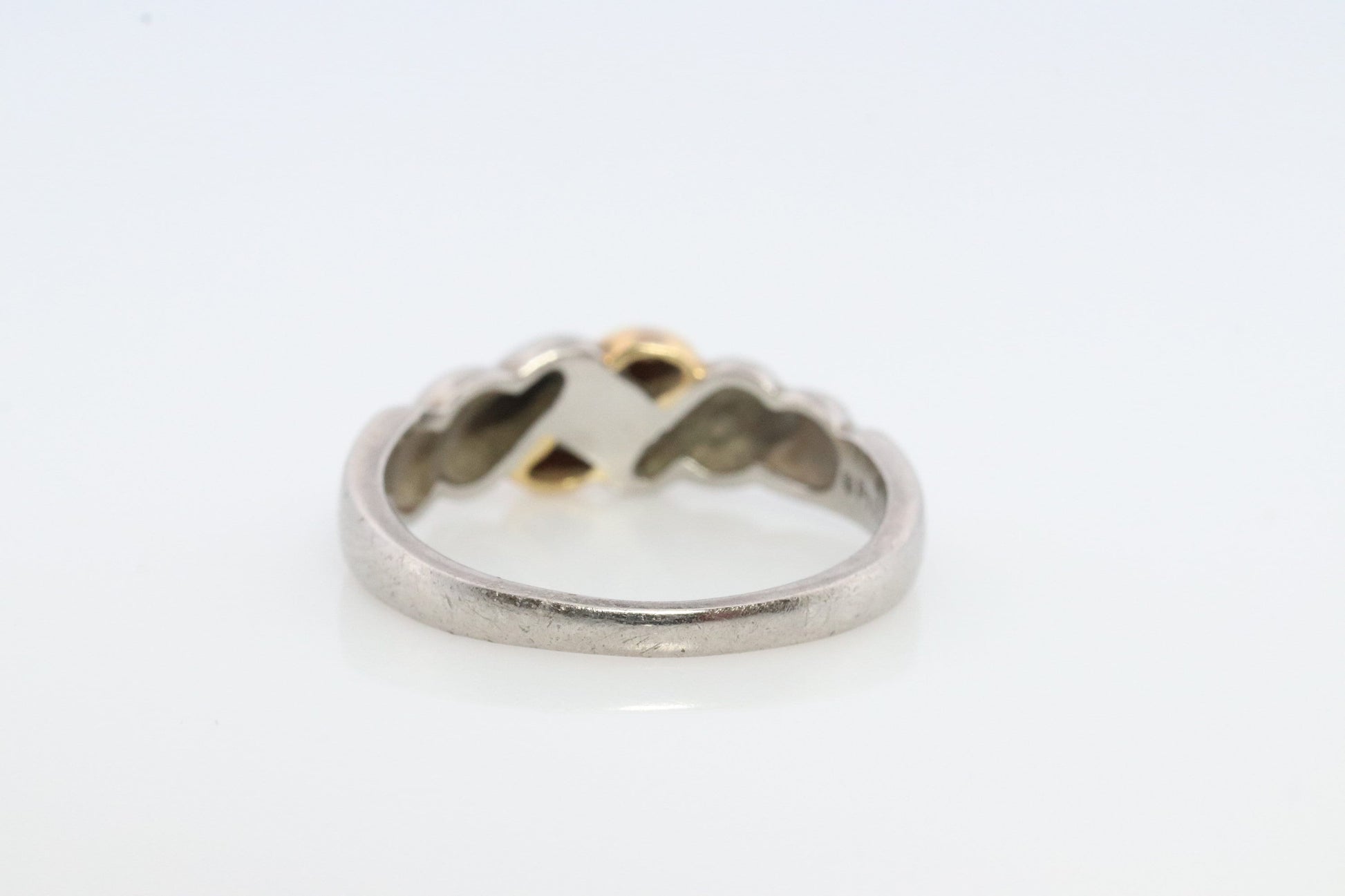Mikimoto Ring. Vintage Platinum 18k Mikimoto Diamond Bezel set ring. Mikimoto Diamond Twist Bombe band. Mikimoto PT900. Wedding band