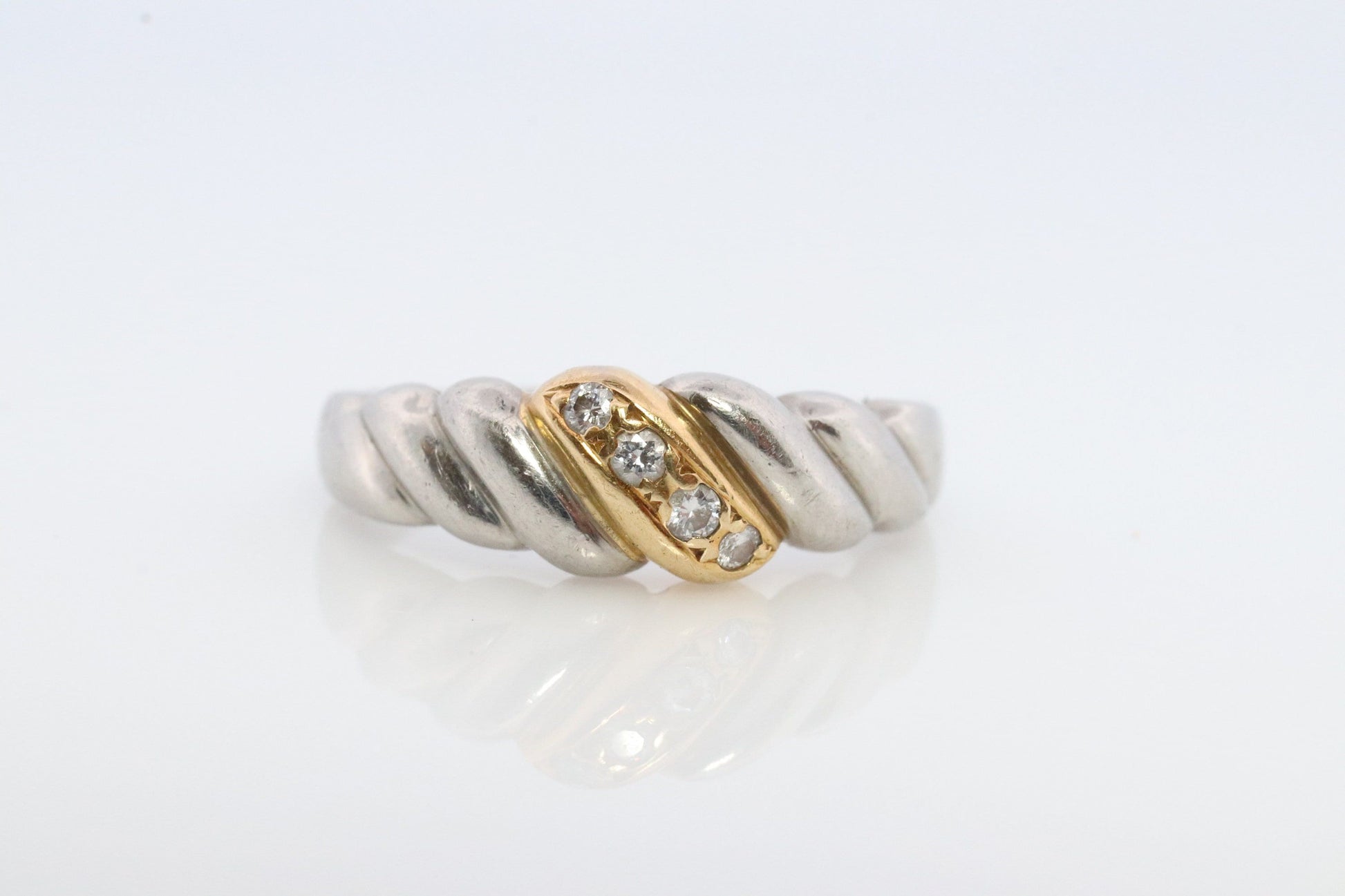 Mikimoto Ring. Vintage Platinum 18k Mikimoto Diamond Bezel set ring. Mikimoto Diamond Twist Bombe band. Mikimoto PT900. Wedding band
