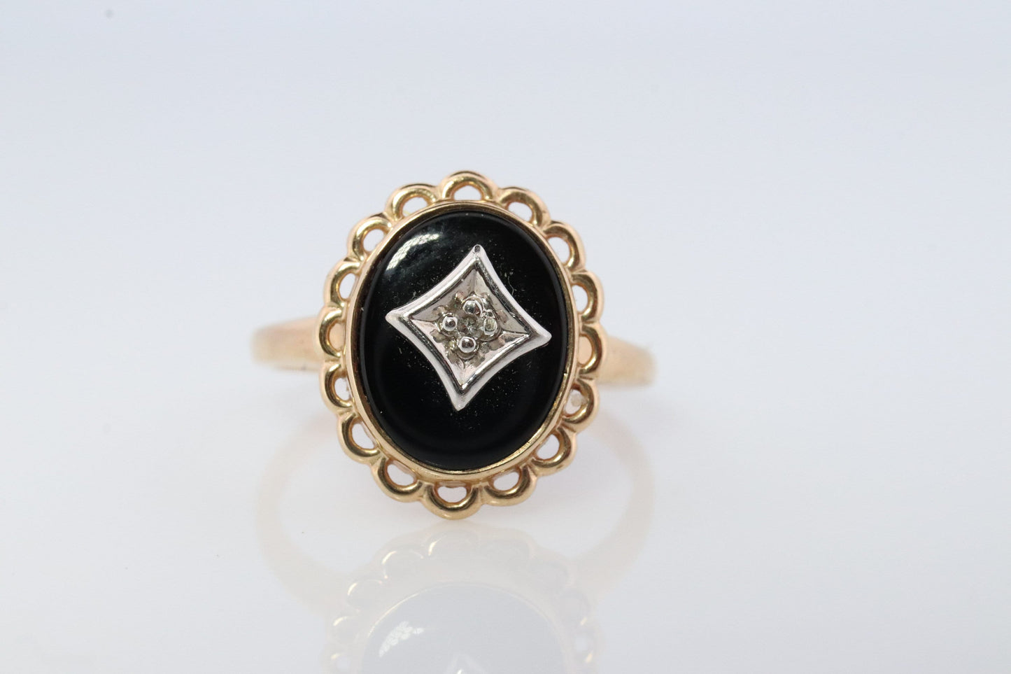 10k ONYX and diamond ring. Oval Onyx bezel set victorian mourning ring. #1061