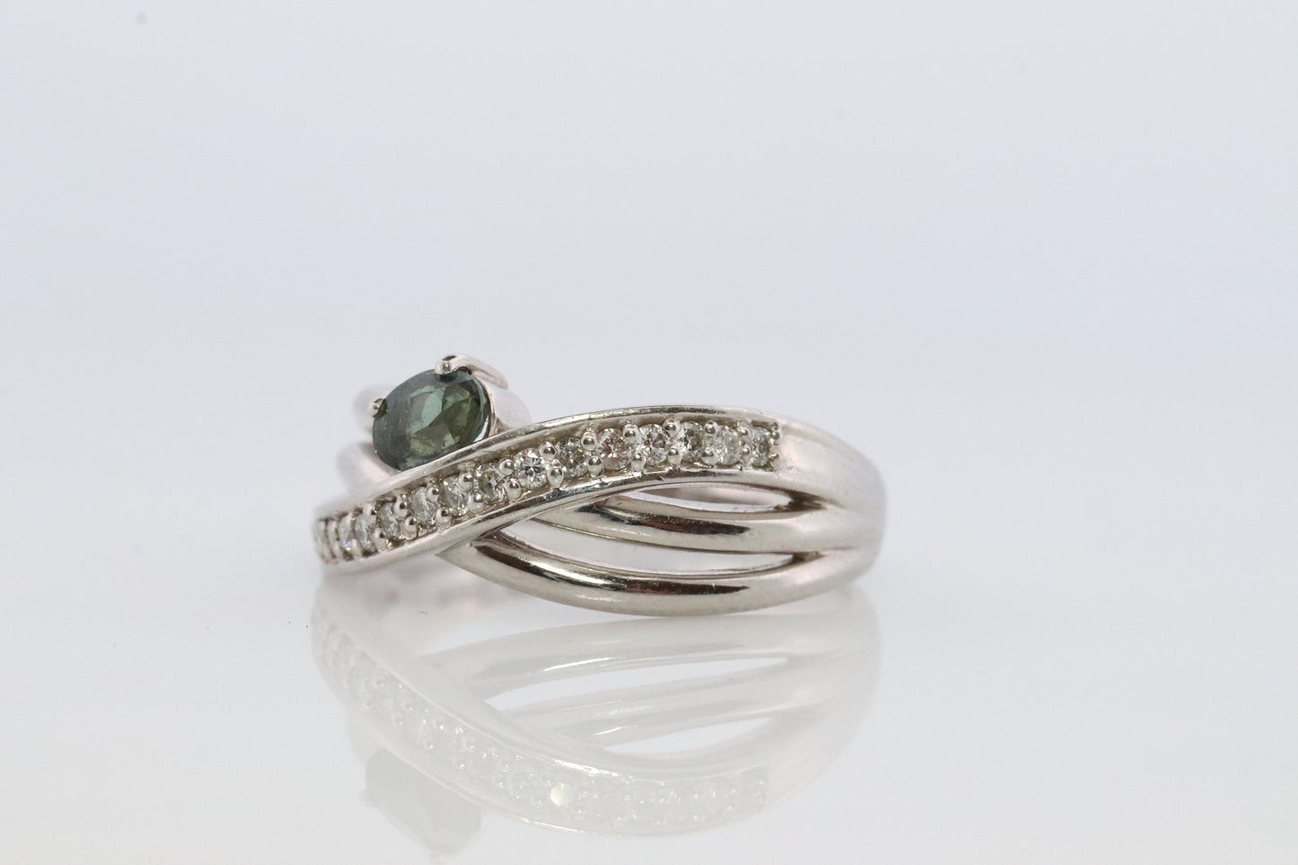 Genuine Alexandrite Ring. 900 Platinum setting round Natural ALEXANDRITE ring with diamond accents. X Cross Platinum Solitaire.