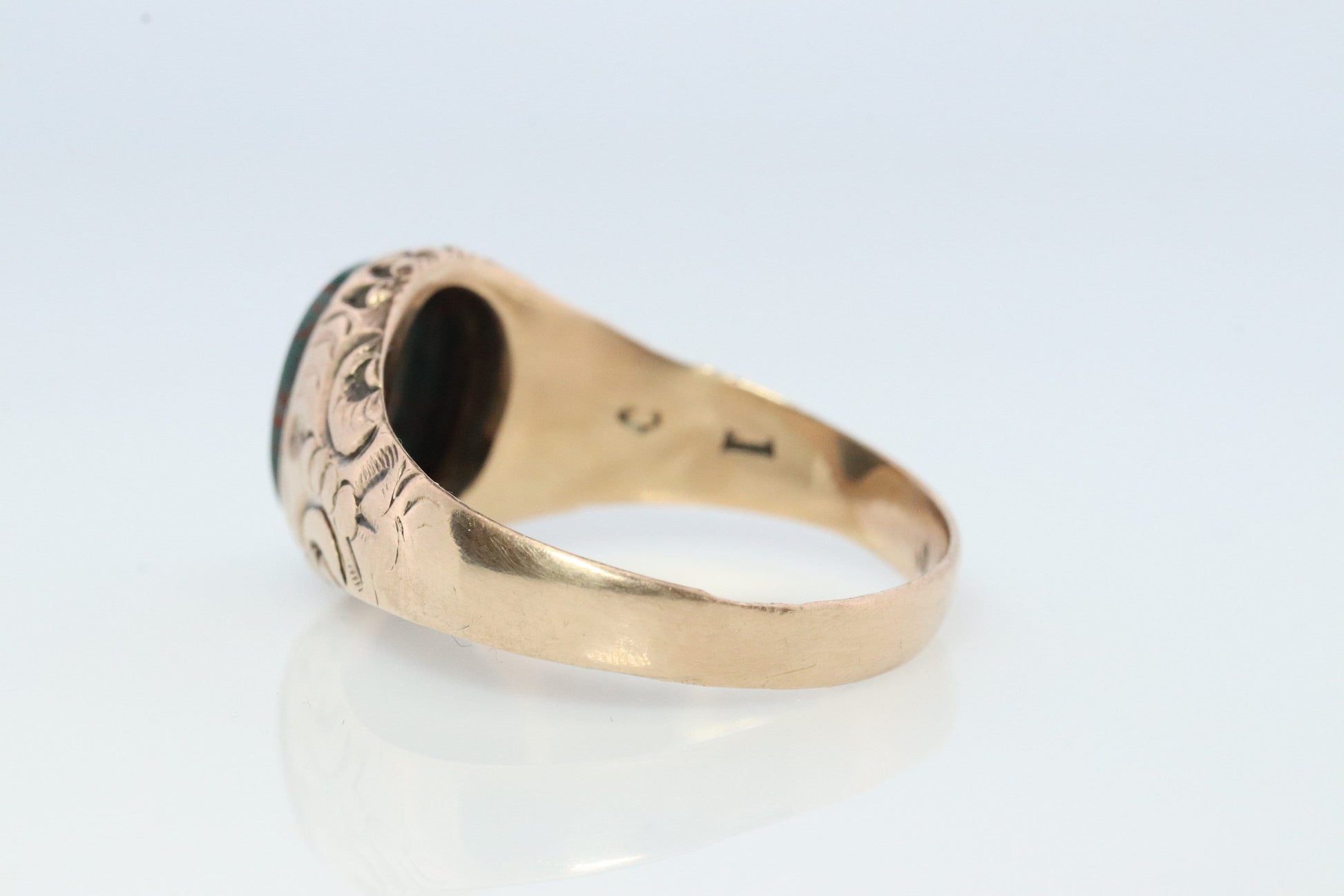 10k Bloodstone ring. Black and Red Blood stone yellow gold signet ring. Warrior Intaglio Carved ring.