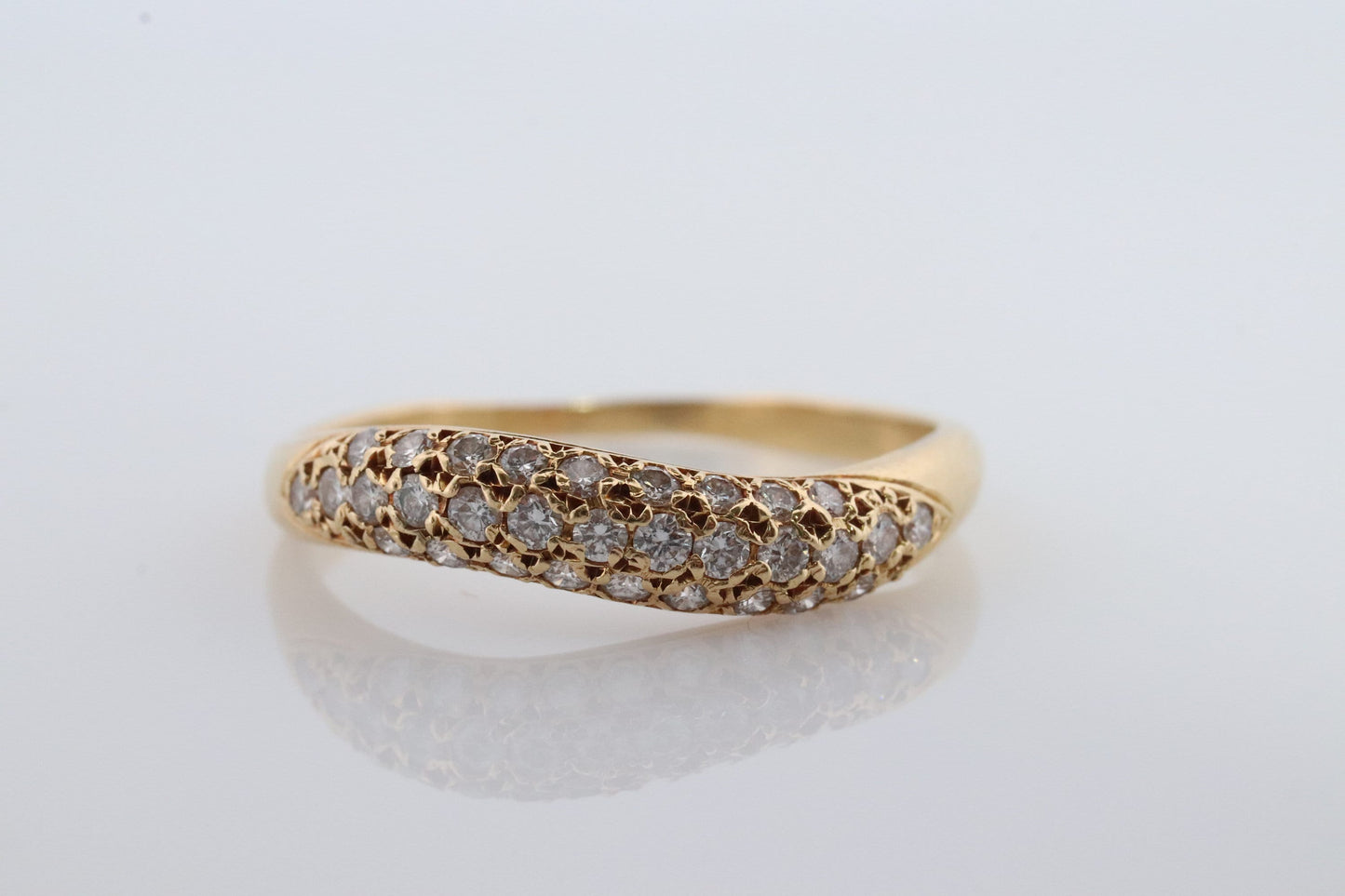Mikimoto Ring. Vintage 18k Gold Mikimoto Diamond Pave ring. Mikimoto Diamond Cluster Bombe band. Mikimoto wave.