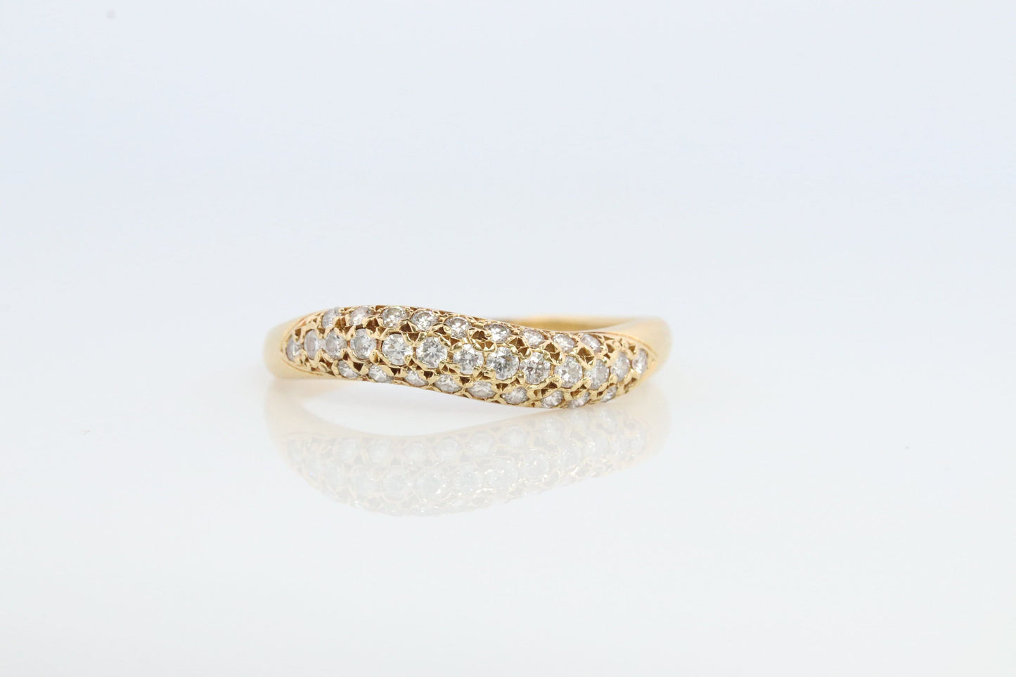 Mikimoto Ring. Vintage 18k Gold Mikimoto Diamond Pave ring. Mikimoto Diamond Cluster Bombe band. Mikimoto wave.