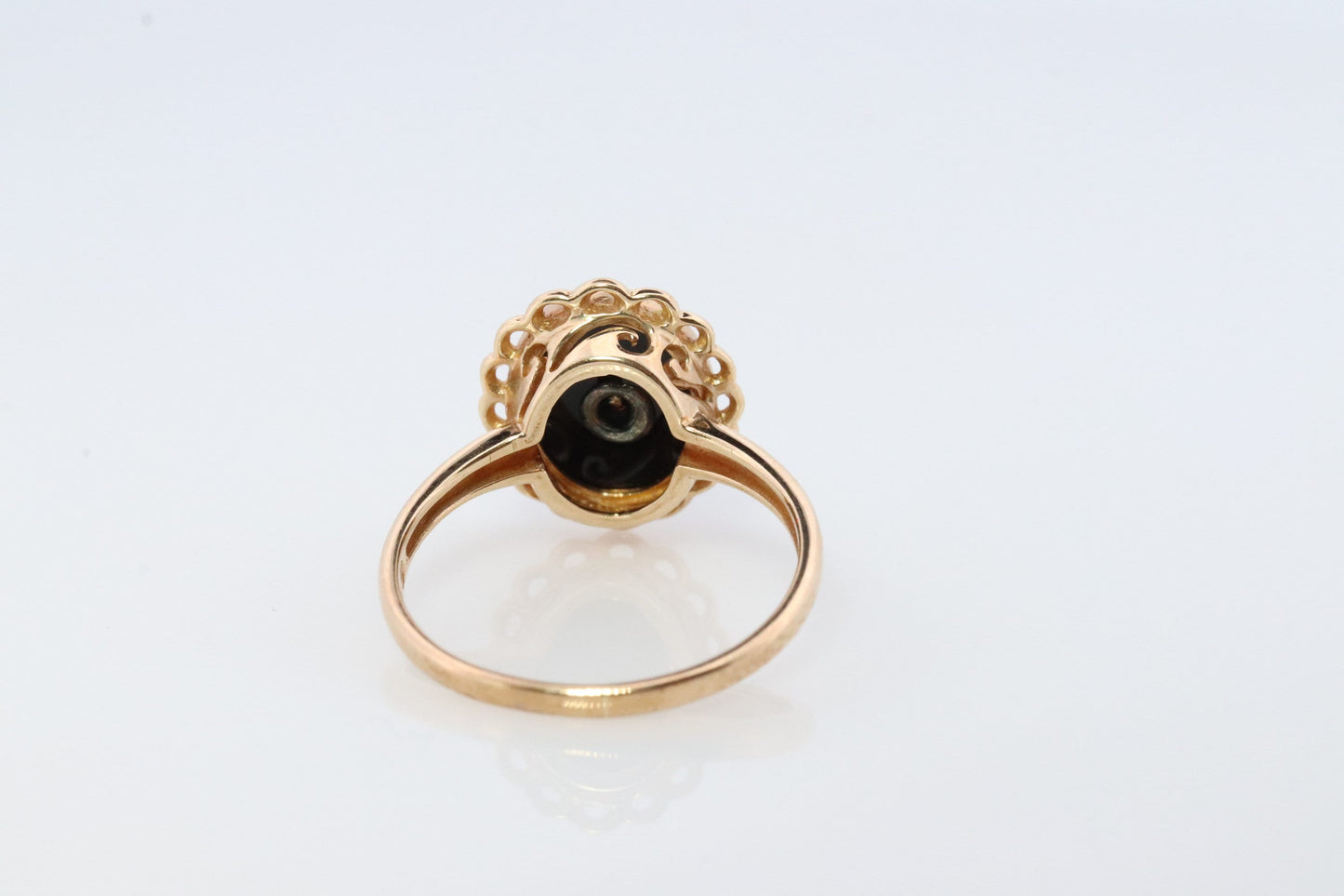 10k ONYX and diamond ring. Oval Onyx bezel set victorian mourning ring. #1061