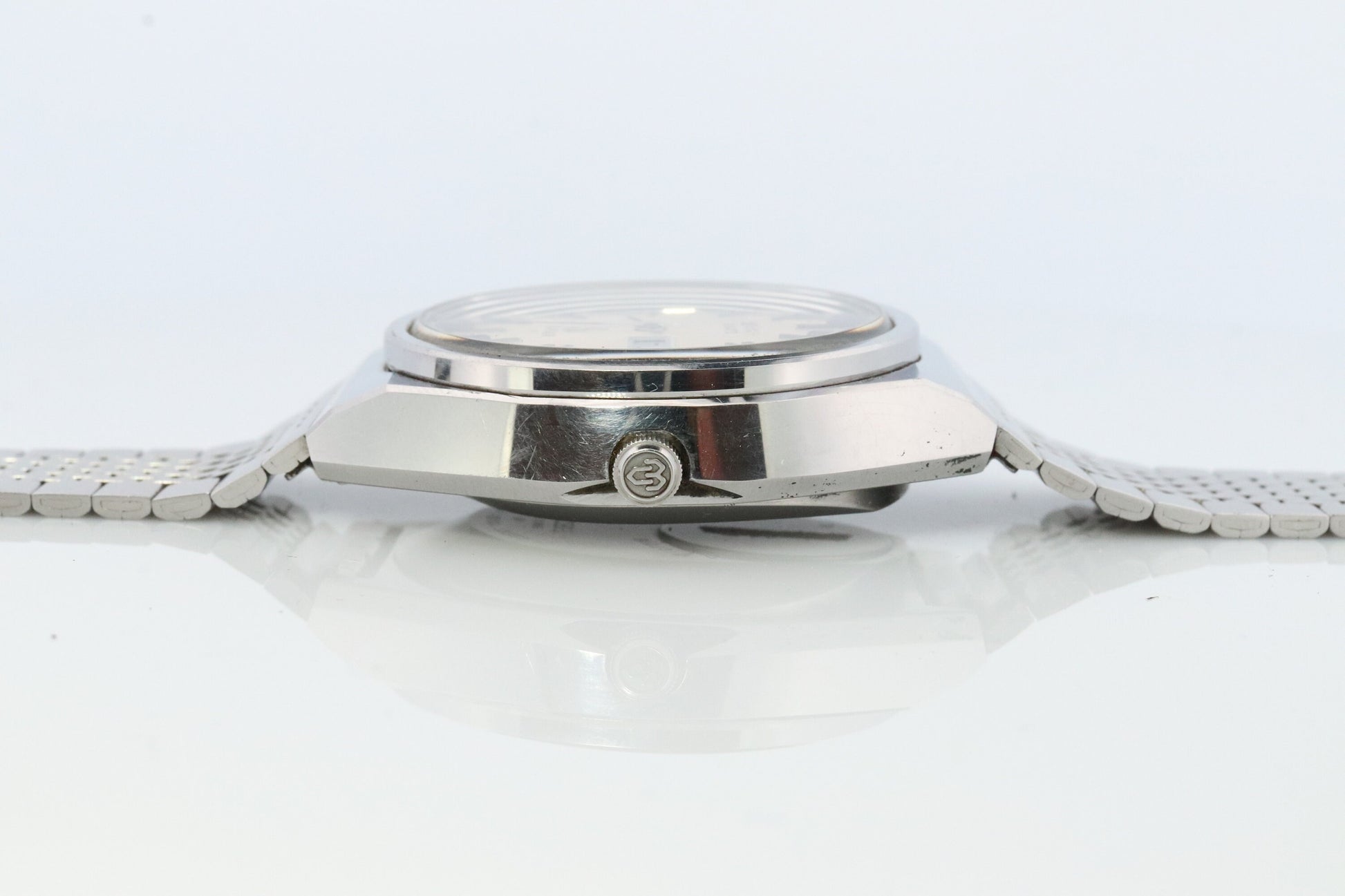 Seiko Superior Watch. SEIKO 4883-8000 Vintage 1970s SEIKO Day Date With Japanese and English Calendar.