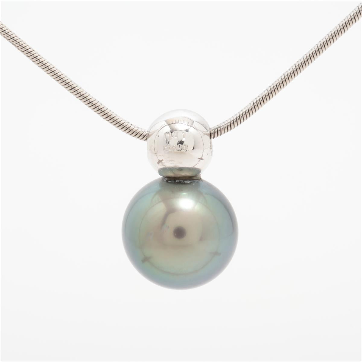 Tahitian Pearl Pendant. Platinum Pt900 Tahitian Pearl Diamond Necklace.