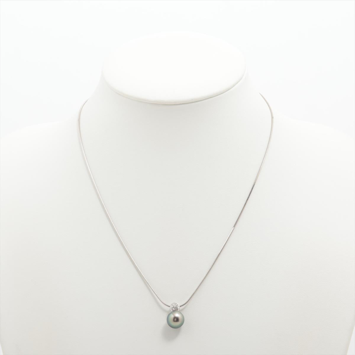 Tahitian Pearl Pendant. Platinum Pt900 Tahitian Pearl Diamond Necklace.