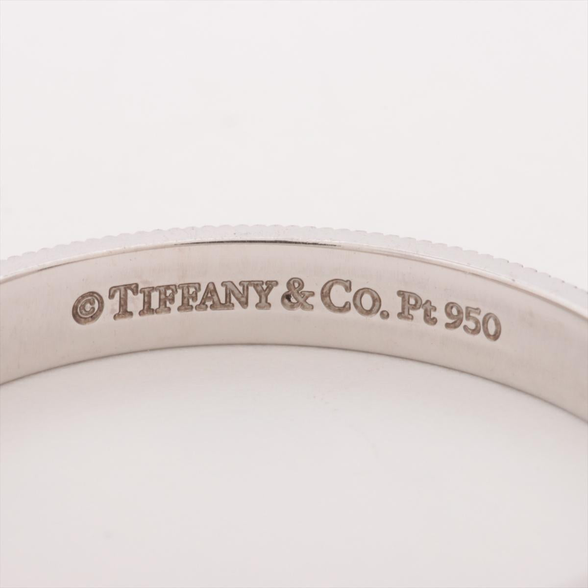 Vintage Tiffany and Co Ring. Authentic Platinum Band. T&CO Milgrain 3mm Size 10