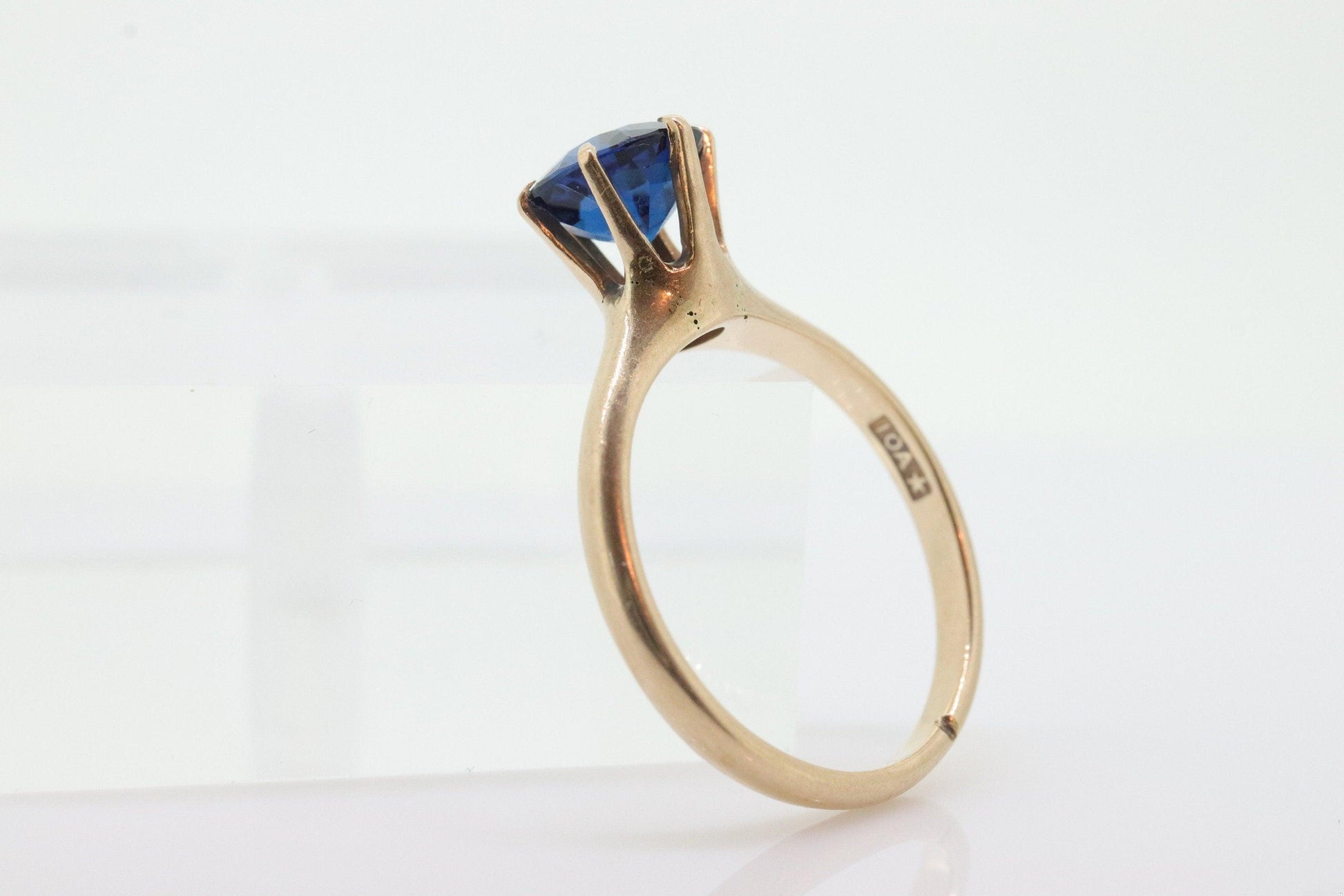Antique Allsopp Brothers ring. 10k Blue SAPPHIRE victorian prong set.