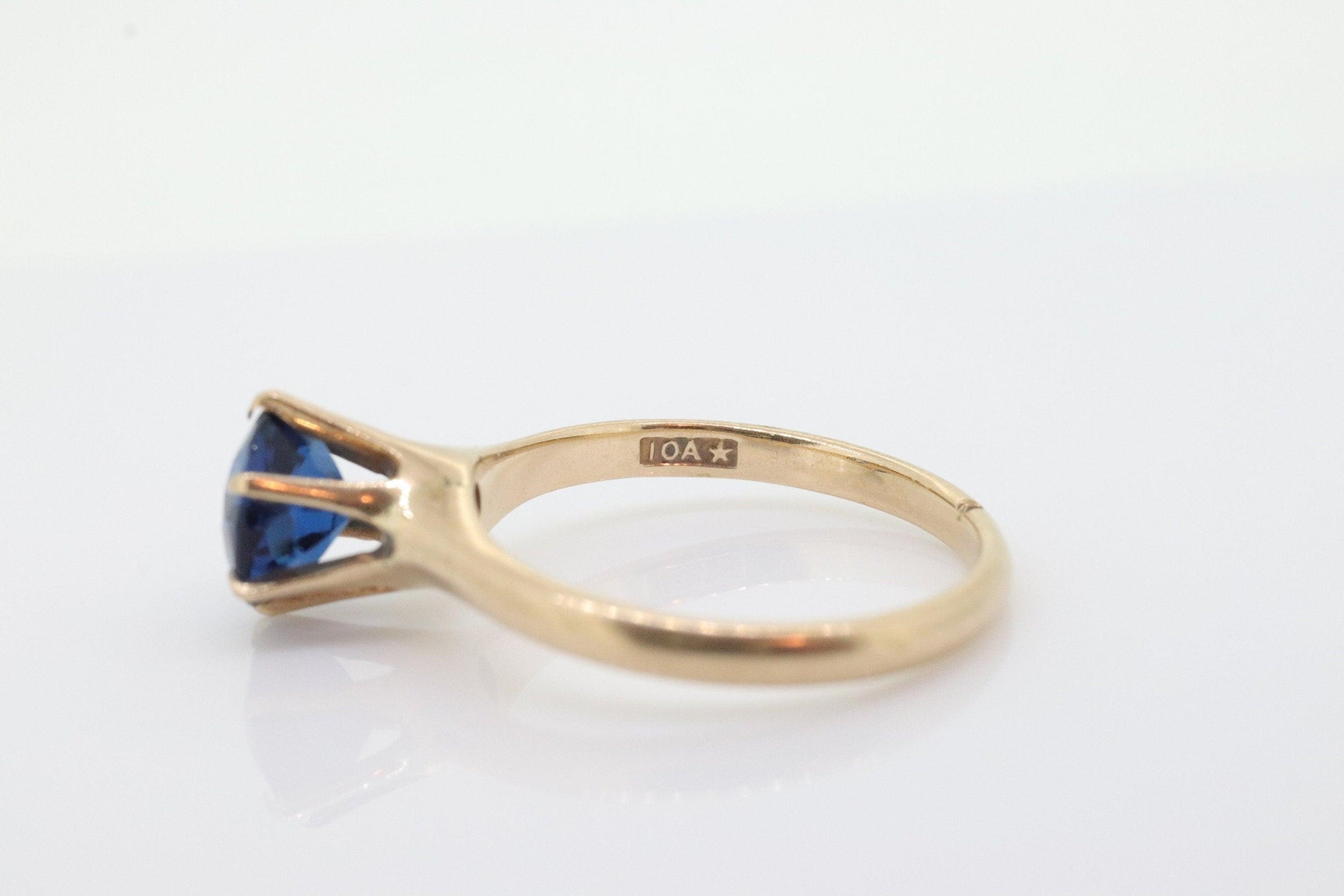 Antique Allsopp Brothers ring. 10k Blue SAPPHIRE victorian prong set.