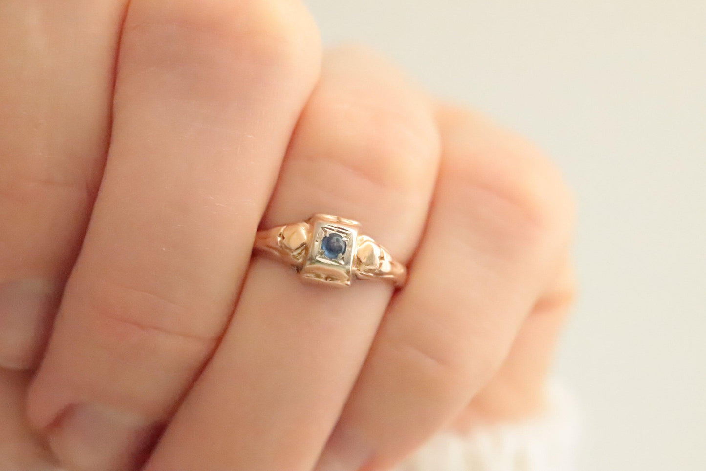 Art Deco Sapphire Ring. 10k Antique square setting ring.