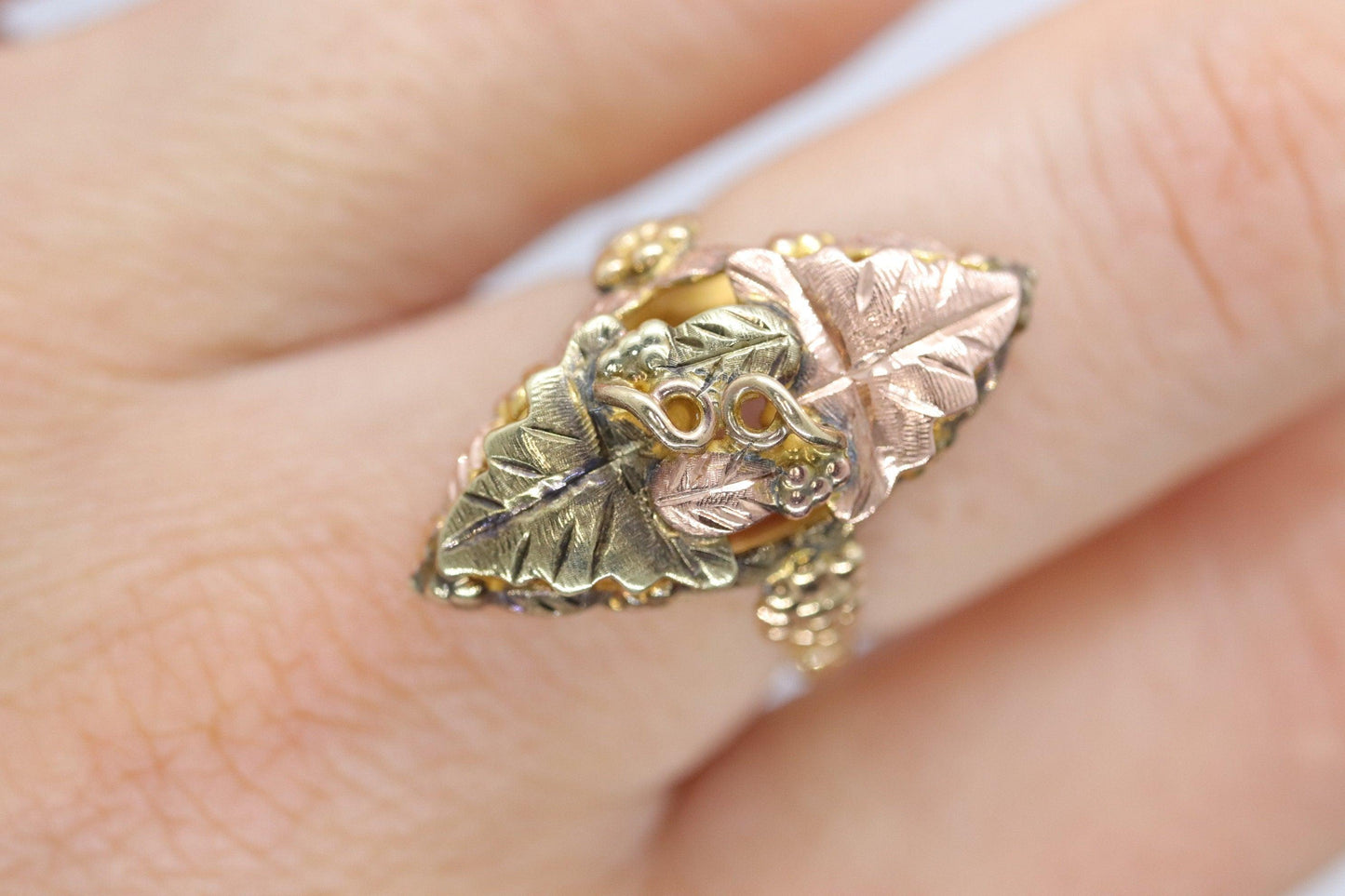Black Hills Gold Ring. 10k Multi-Tone Black Hills Gold Statement Ring.