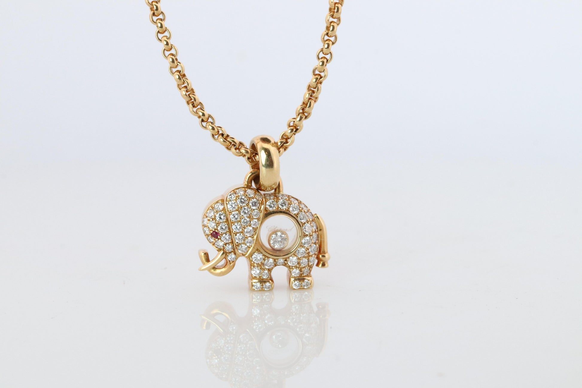 18k Chopard Happy Diamond Elephant Pendant. So Happy Chopard Necklace