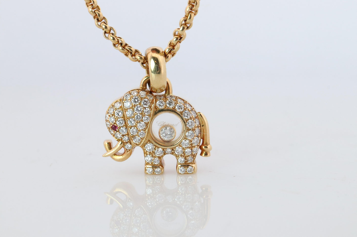 18k Chopard Happy Diamond Elephant Pendant. So Happy Chopard Necklace