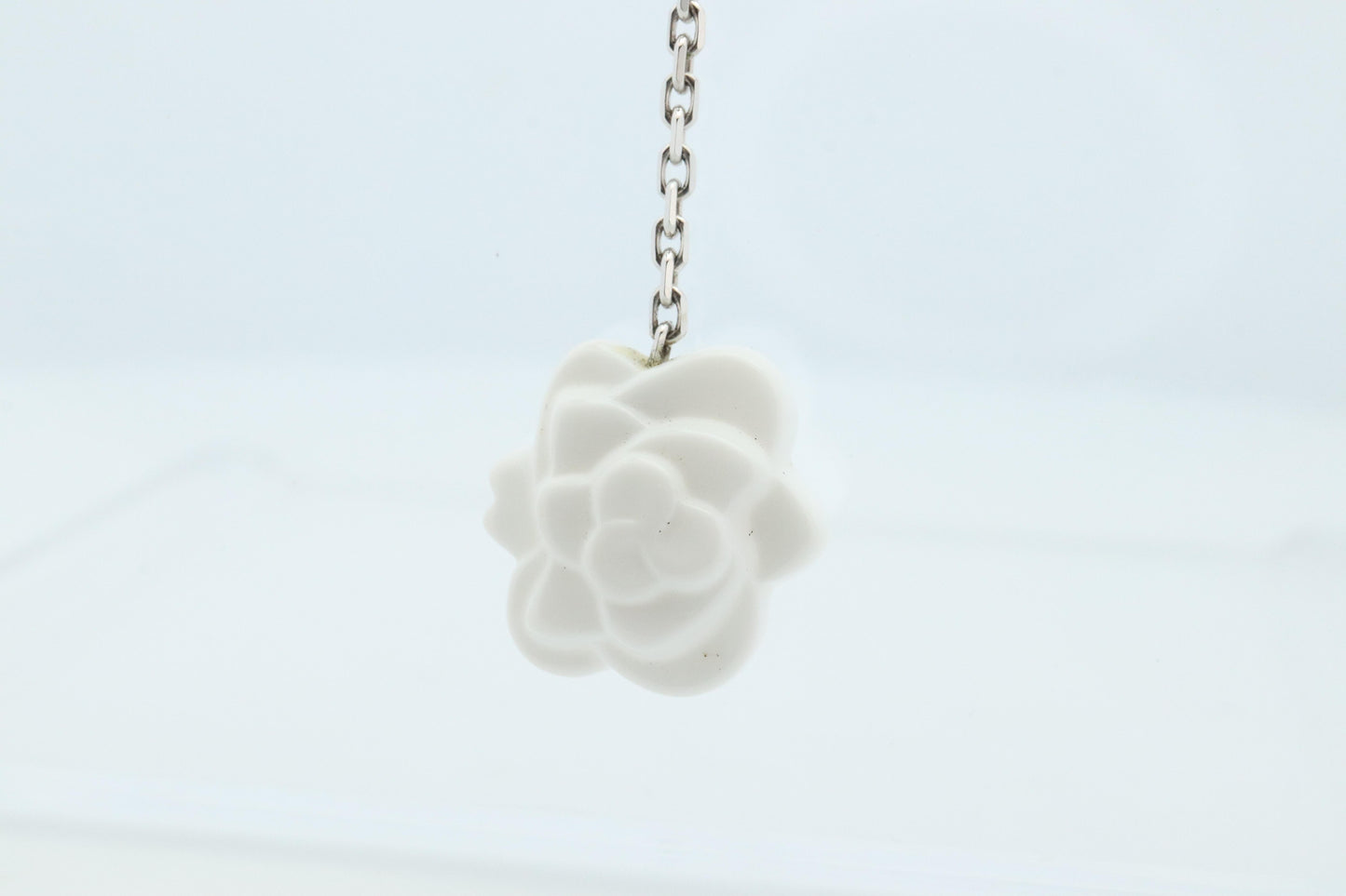 Chanel Camelia Necklace. Genuine CHANEL 18k 750 Camelia Chalcedony Drop Pendant.