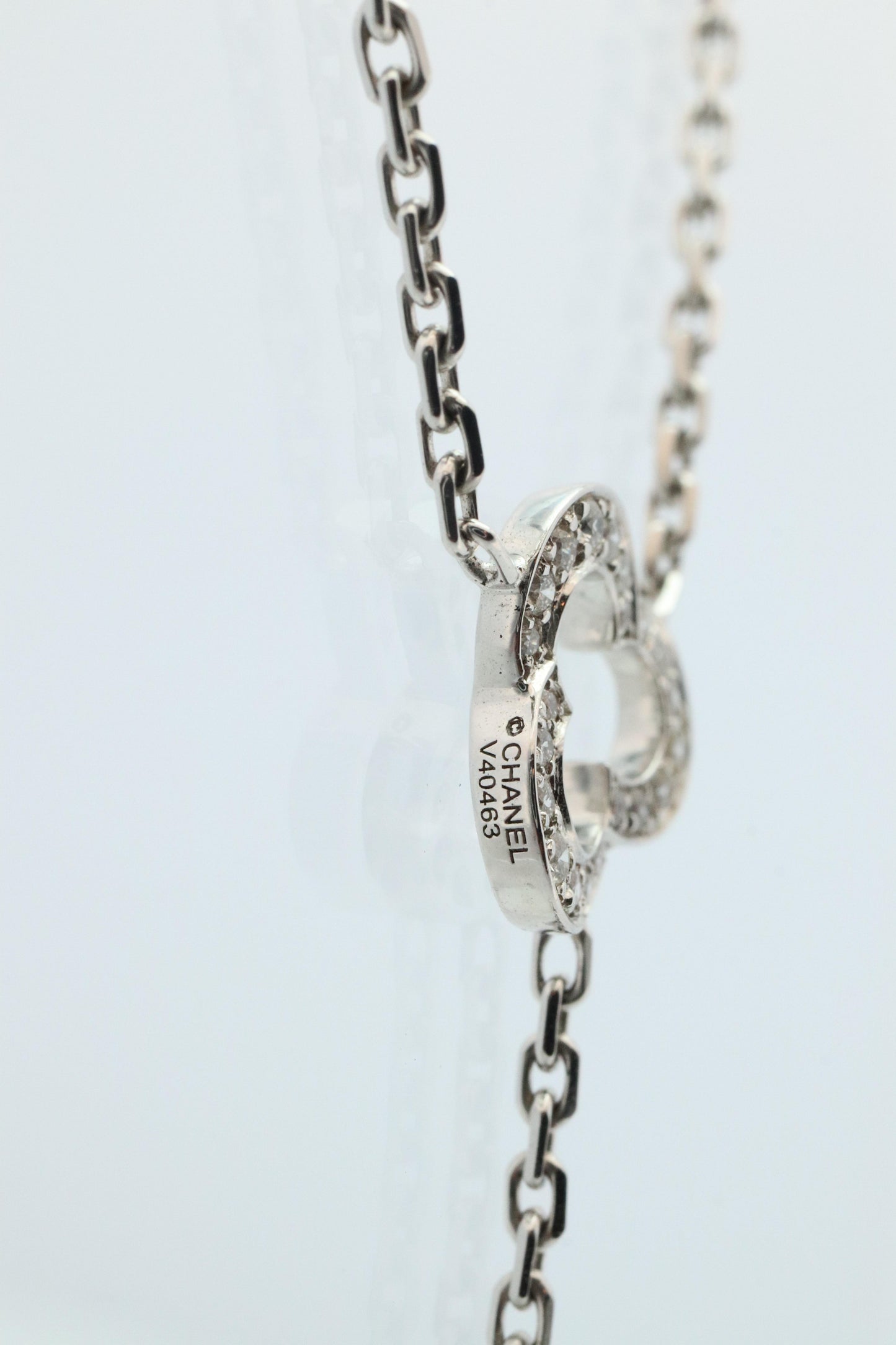 Chanel Camelia Necklace. Genuine CHANEL 18k 750 Camelia Chalcedony Drop Pendant.
