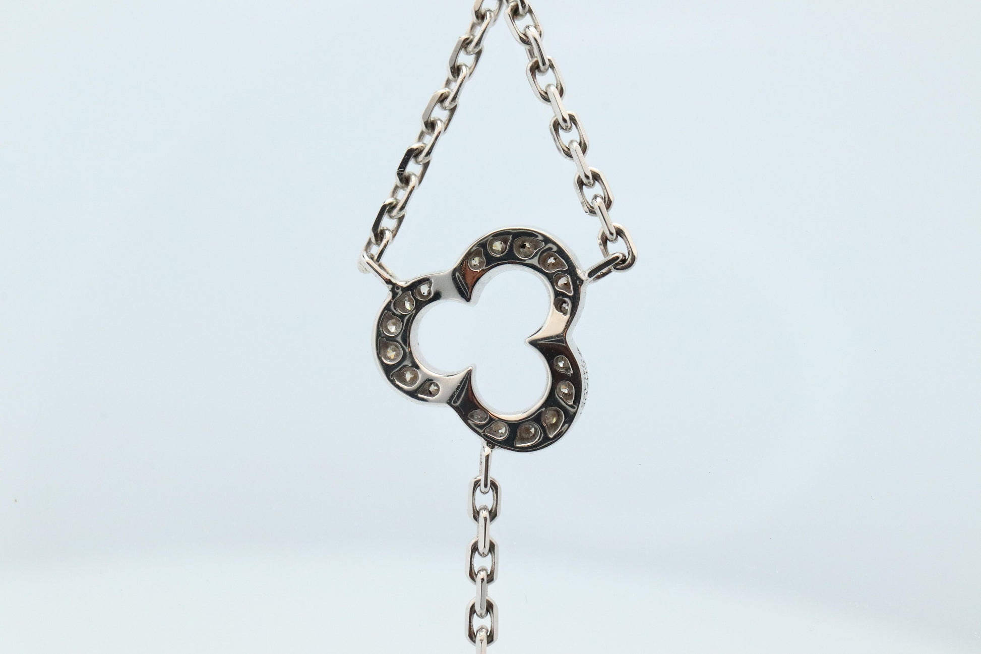 Chanel Camelia Necklace. Genuine CHANEL 18k 750 Camelia Chalcedony Drop Pendant.