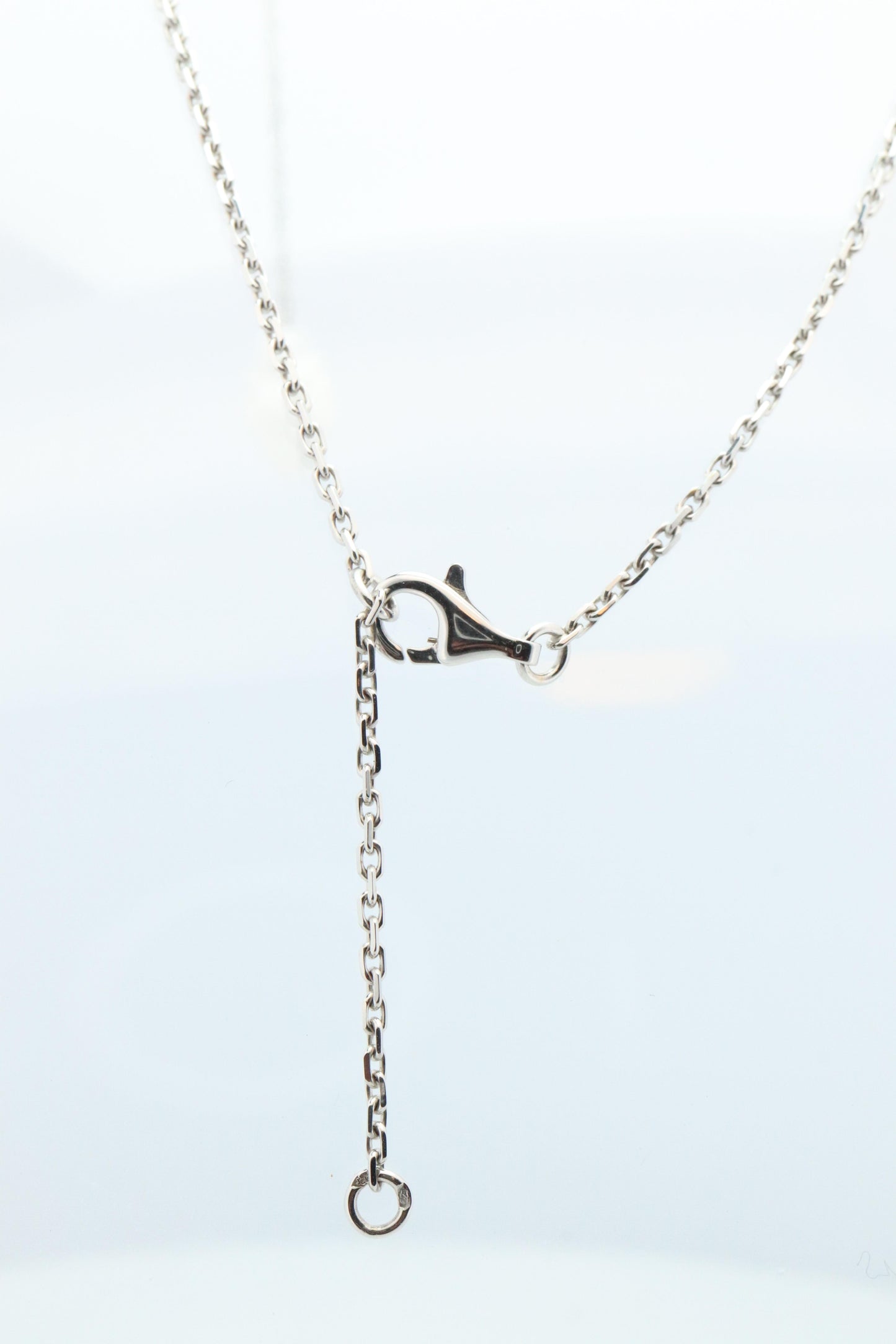 Chanel Camelia Necklace. Genuine CHANEL 18k 750 Camelia Chalcedony Drop Pendant.