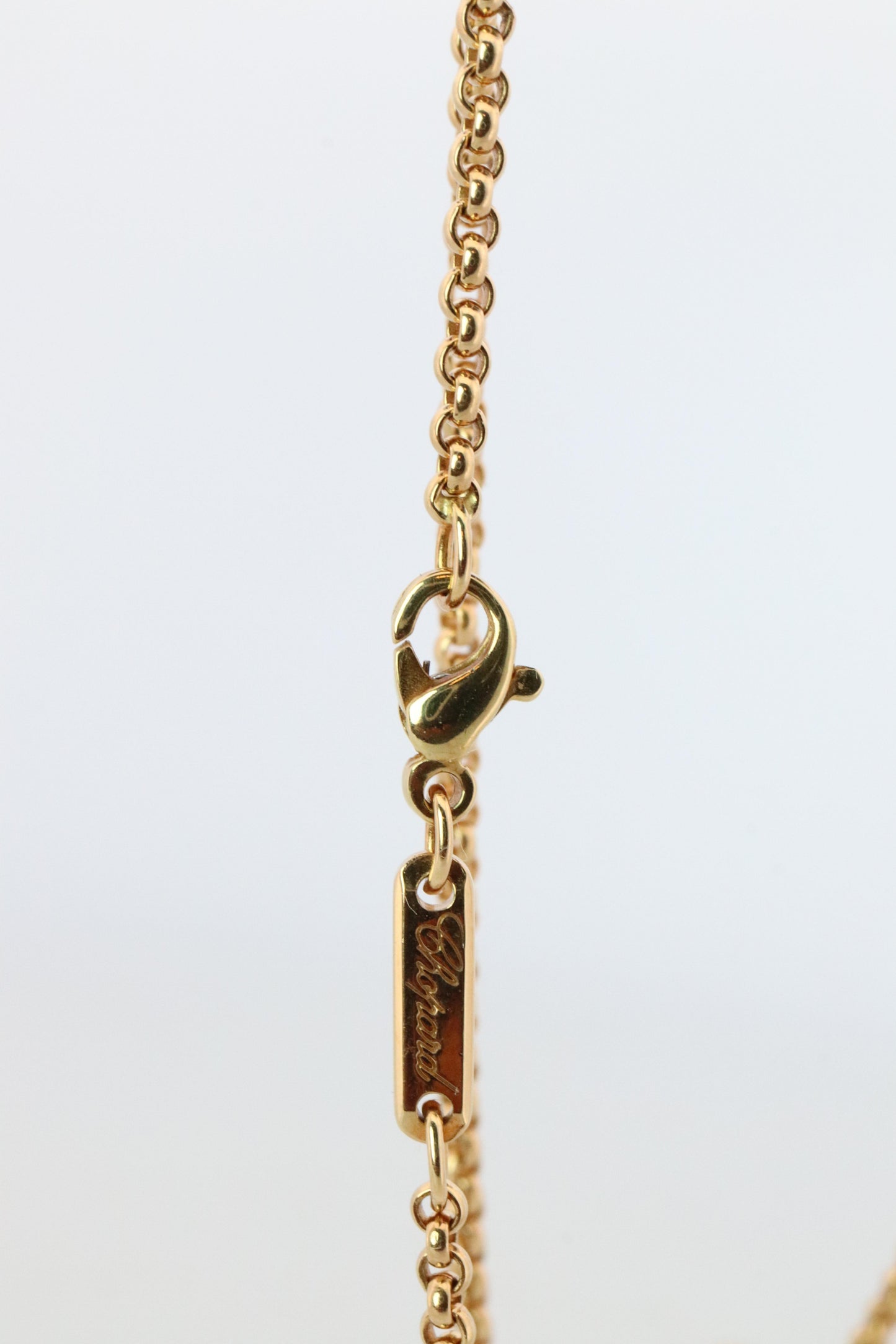 18k Chopard Happy Diamond Elephant Pendant. So Happy Chopard Necklace
