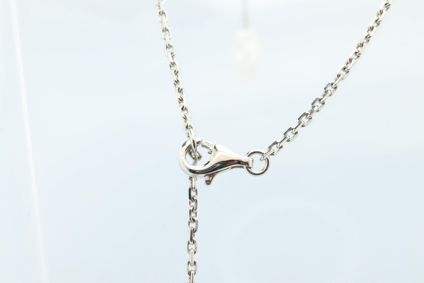 Chanel Camelia Necklace. Genuine CHANEL 18k 750 Camelia Chalcedony Drop Pendant.