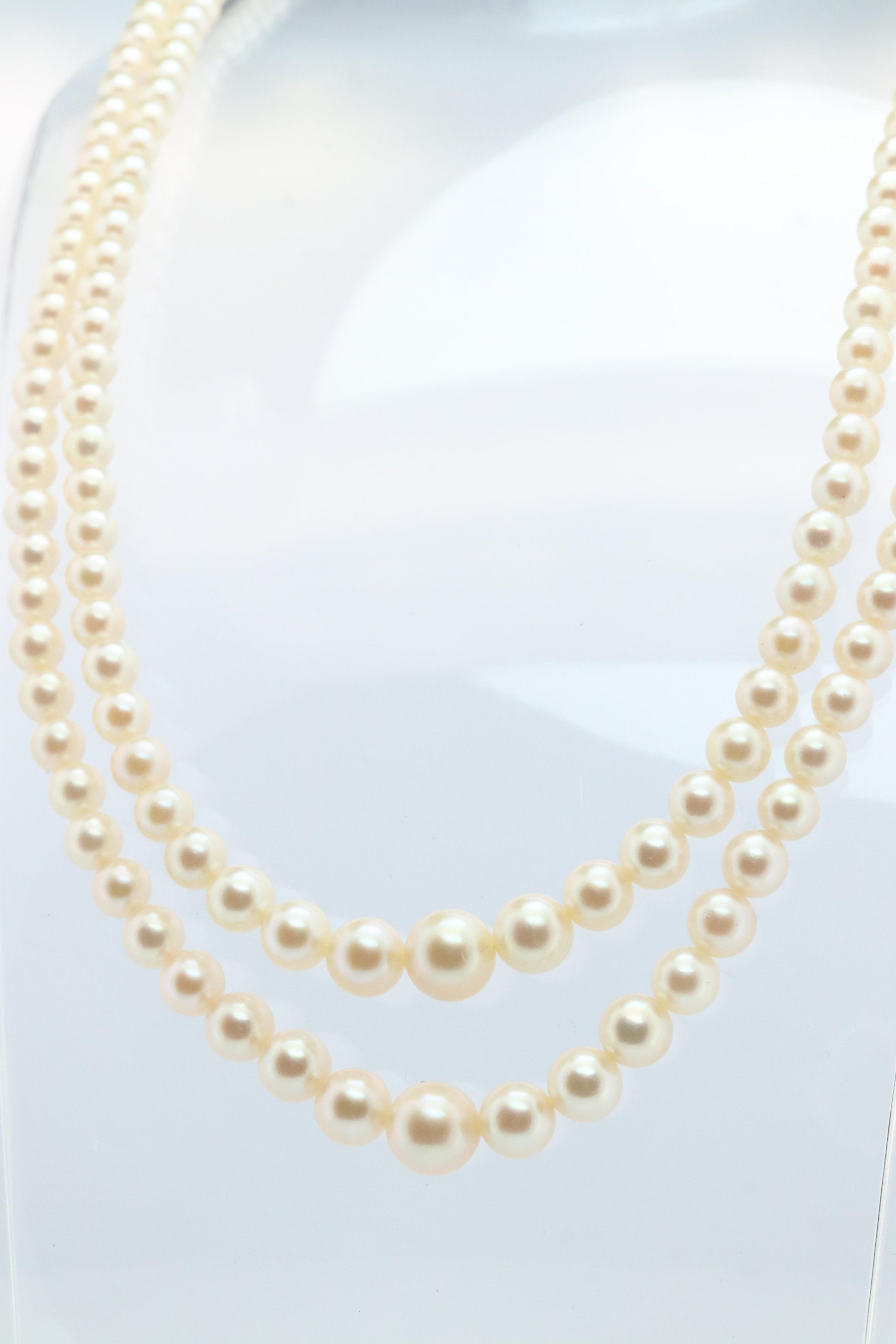 Mikimoto Necklace. Vintage 18k Gold Mikimoto Pearl Double Strand Necklace.
