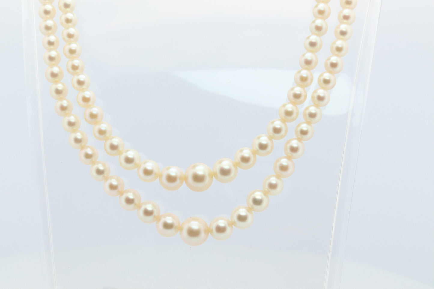 Mikimoto Necklace. Vintage 18k Gold Mikimoto Pearl Double Strand Necklace.