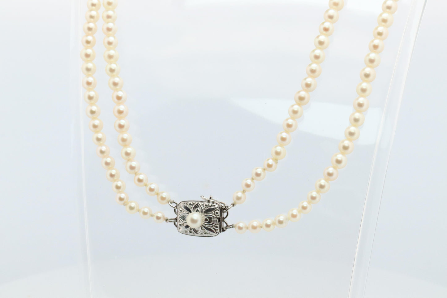 Mikimoto Necklace. Vintage 18k Gold Mikimoto Pearl Double Strand Necklace.